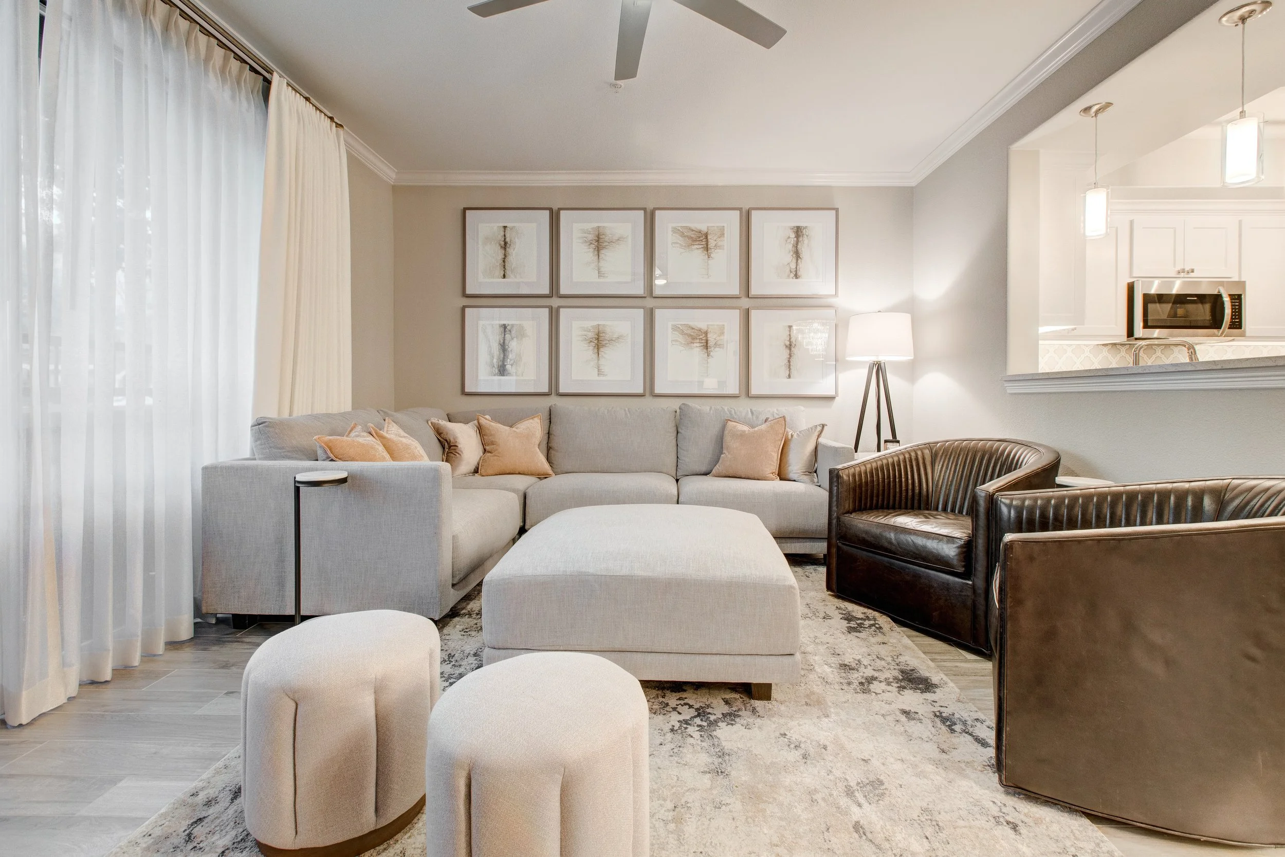 Las Colinas Condo - Remodel &amp; Furnish