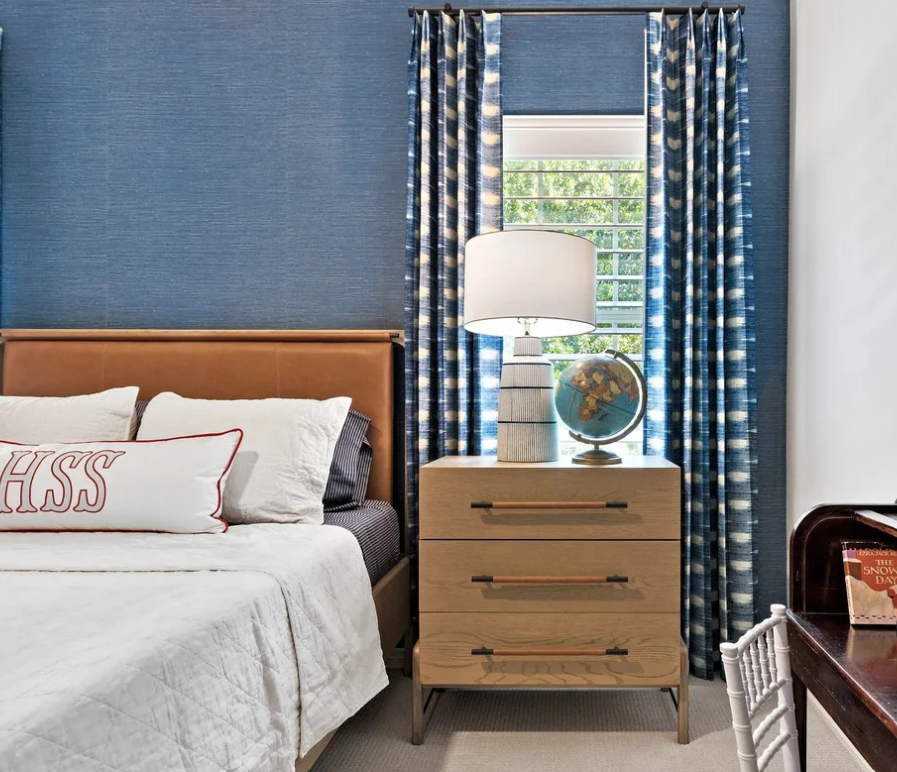 Tour 18 - Kids Room Furnish