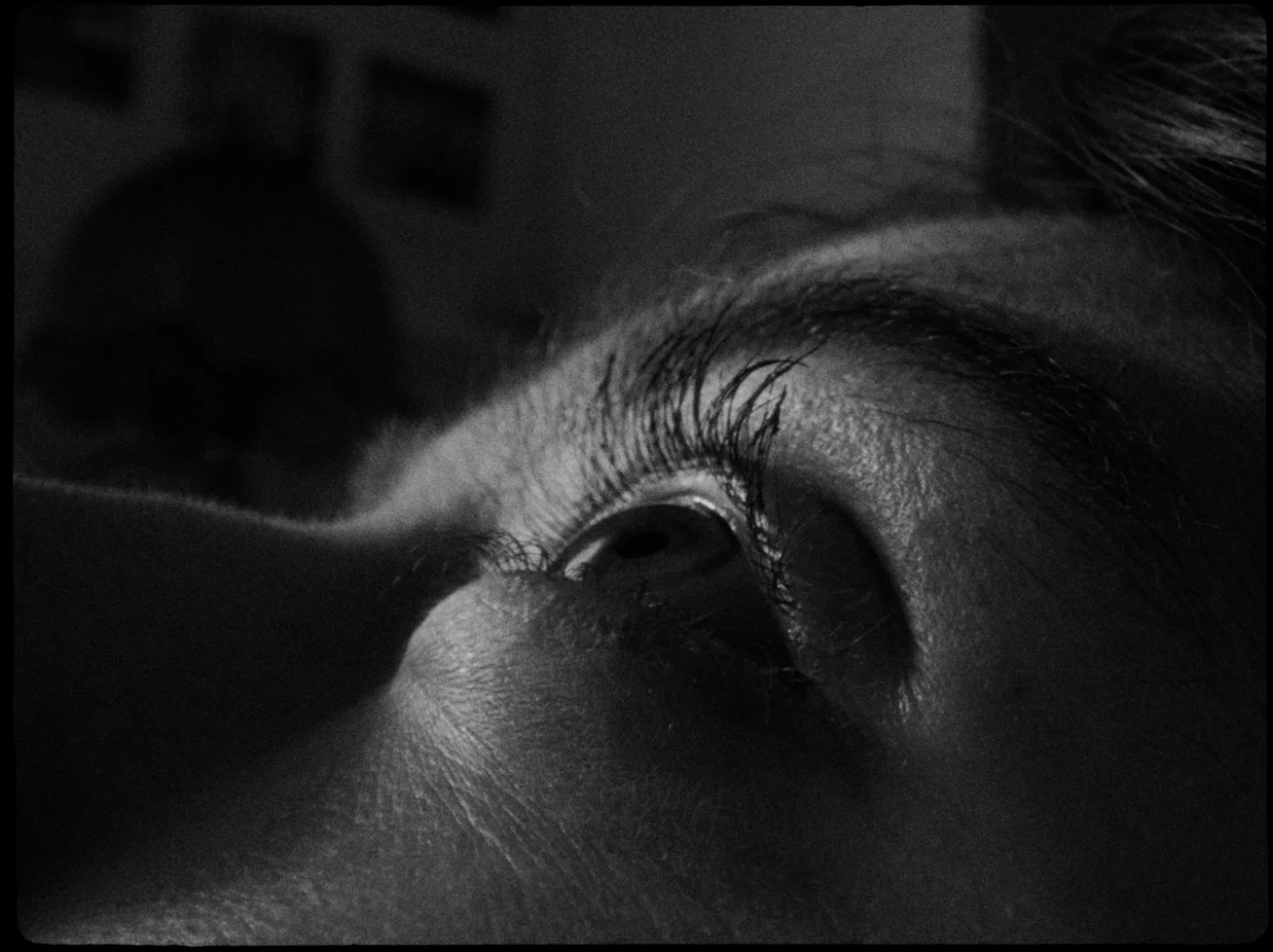 PARA_STILLS23.jpg