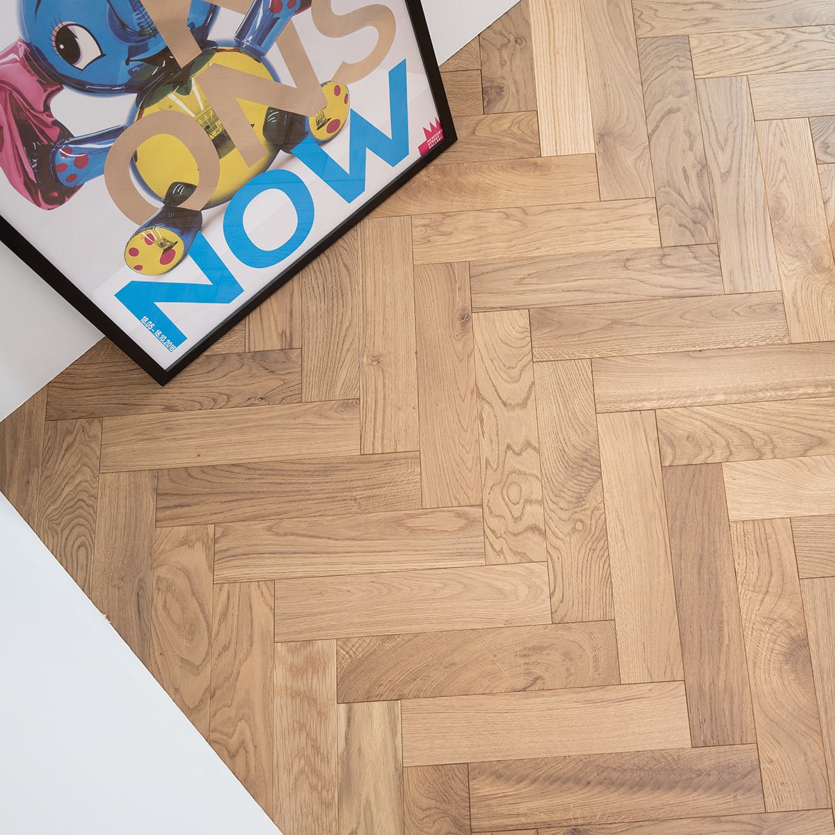 V4 ZB203 White Smoked Oak from the Floor Collection