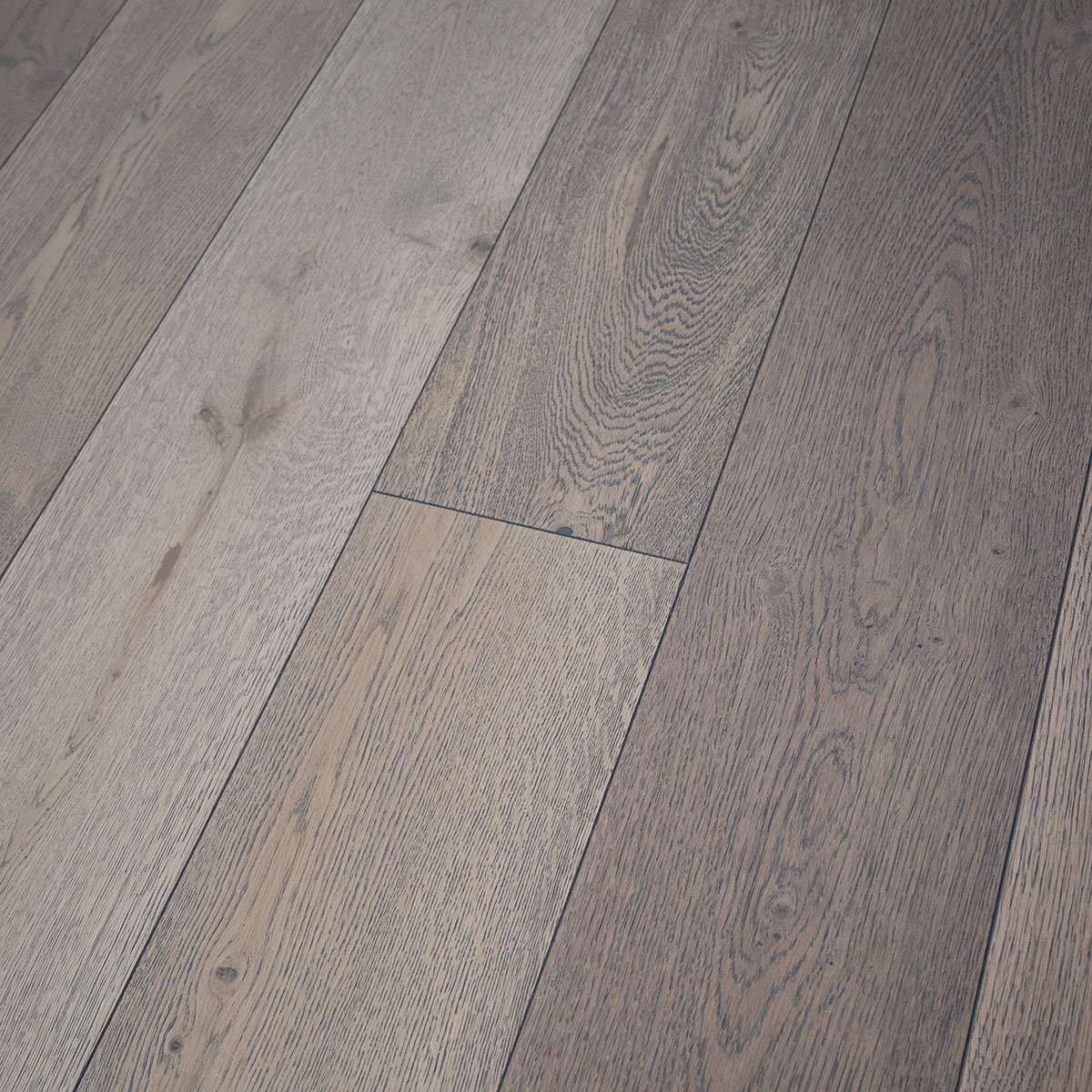 V4 DC101 Frozen Umber | The Floor Collection