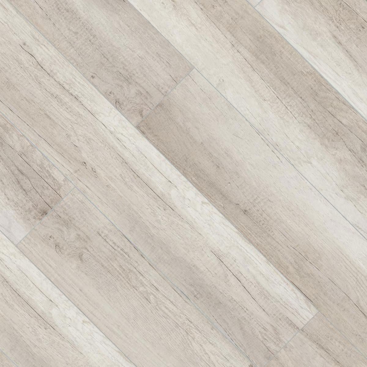 V4 NAL51 Fenland Oak Laminate | Available to purchase from The Floor Collection