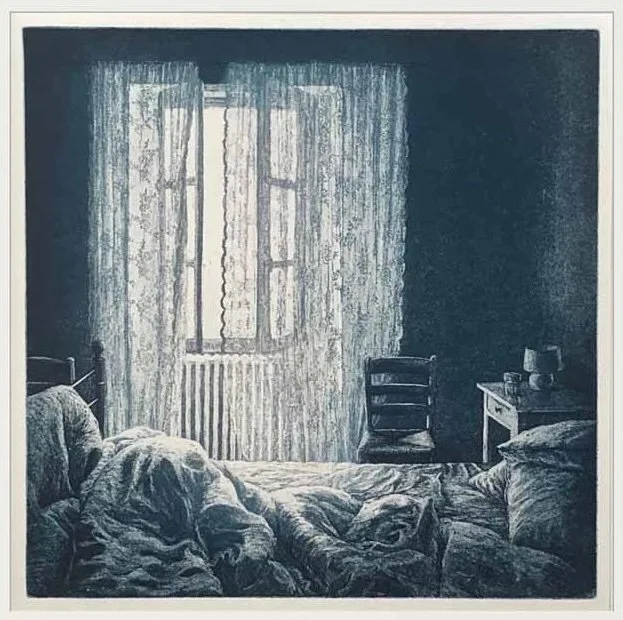 unmade bed, bedroom scene