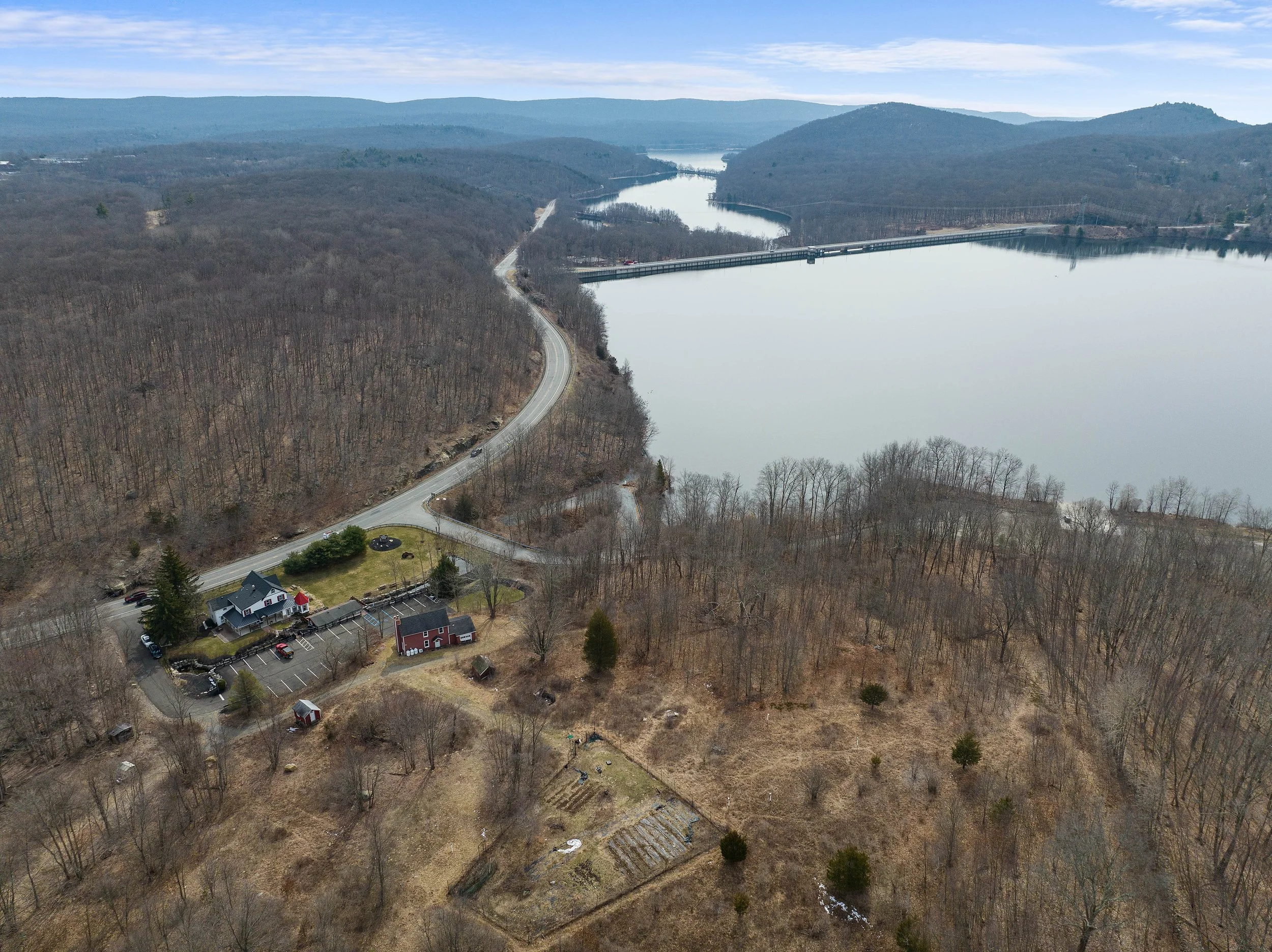 Explore Our Elegant Exterior Spaces in Ringwood, NJ | Merced Manor