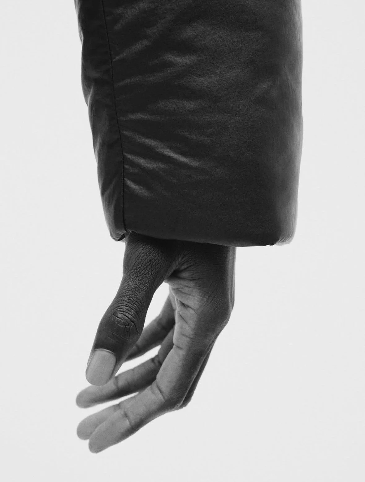 VEILANCE - FALL 25 DETAILS - BRAND CD