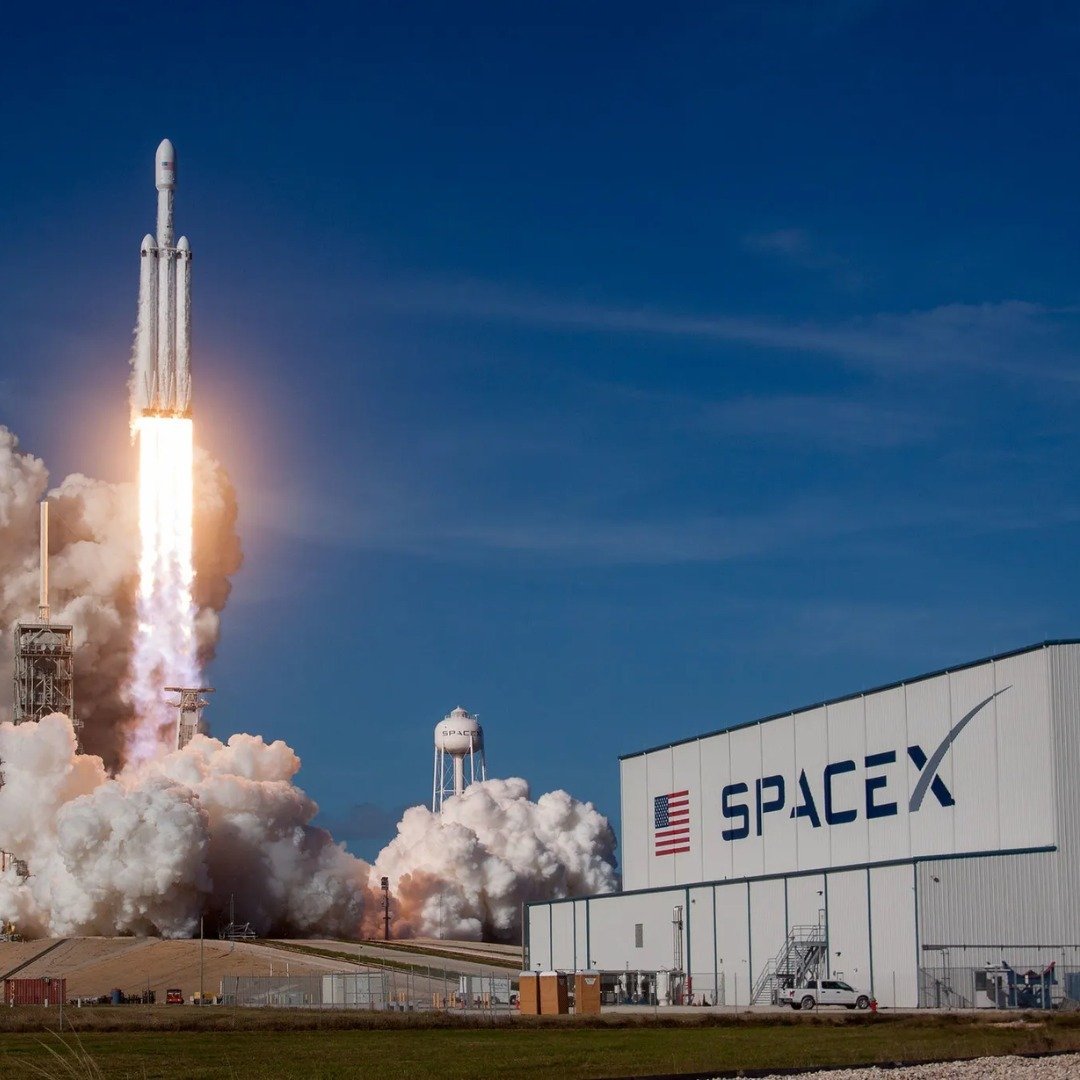 🚀 SpaceX has a very strong gravitational pull for engineers who want to make a difference for humanity.

⏳️ It also has a weird time dilation effect: one year at SpaceX is not worth one year of experience - it's worth much, much more.

SpaceX had an