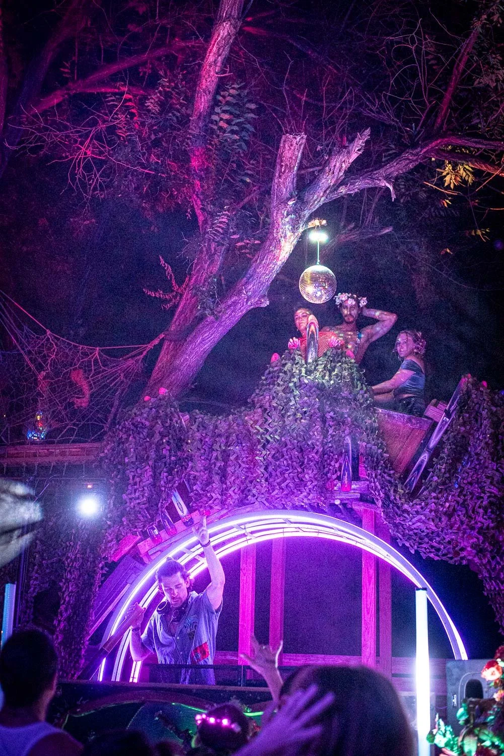 1-Electric Garden-House of Fire Photos Rachel Faller 2026-9065.jpg