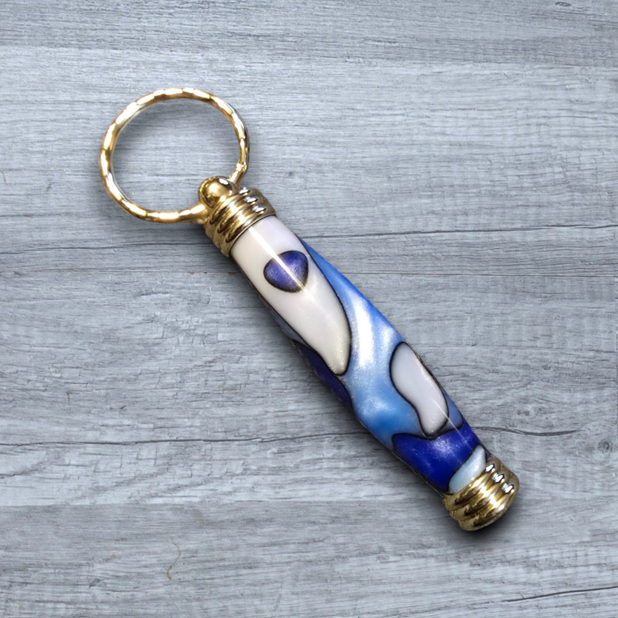 needle holder key blue wht 1-Photoroom.jpg