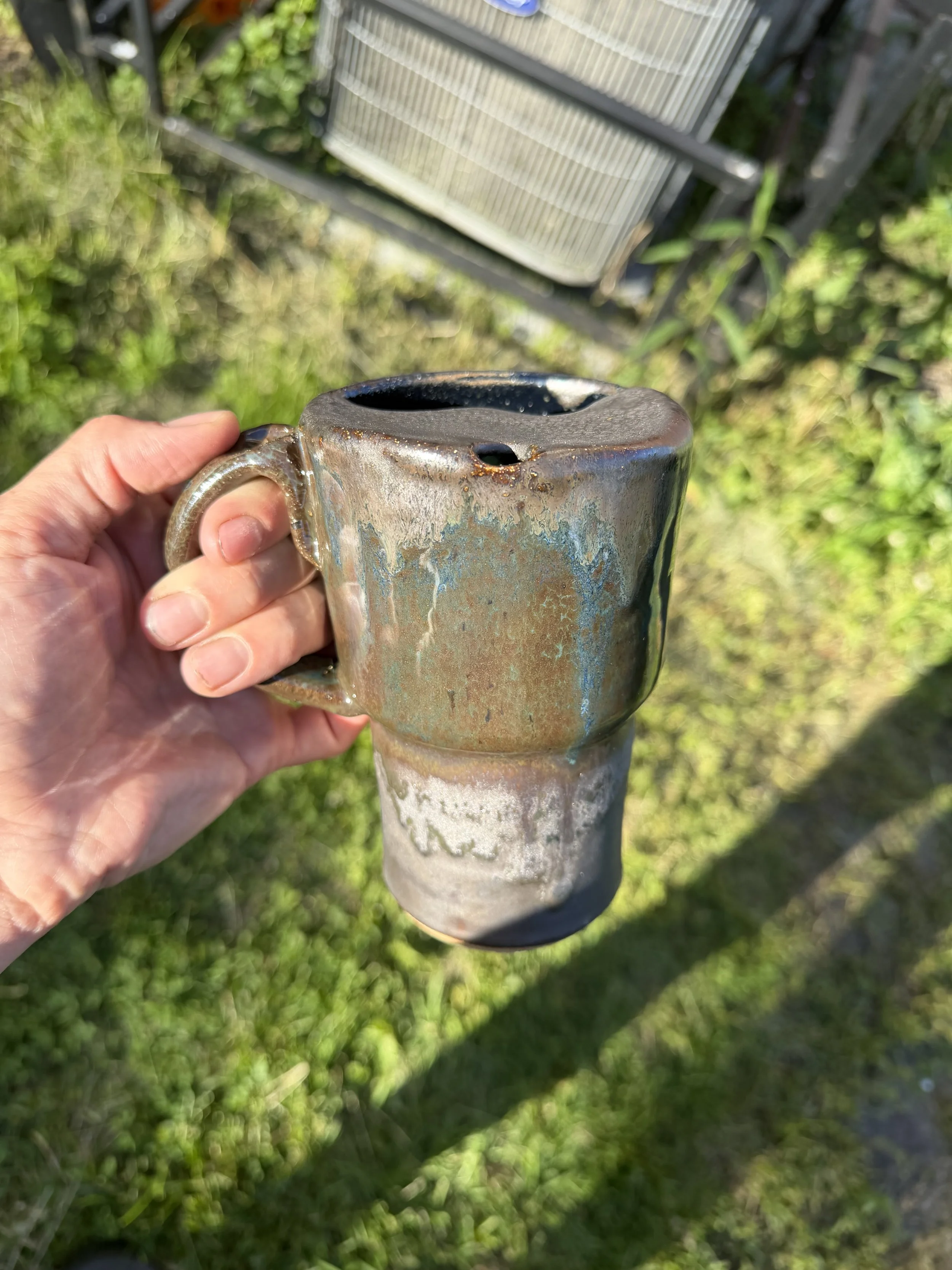 to go mug / fits in cup holder