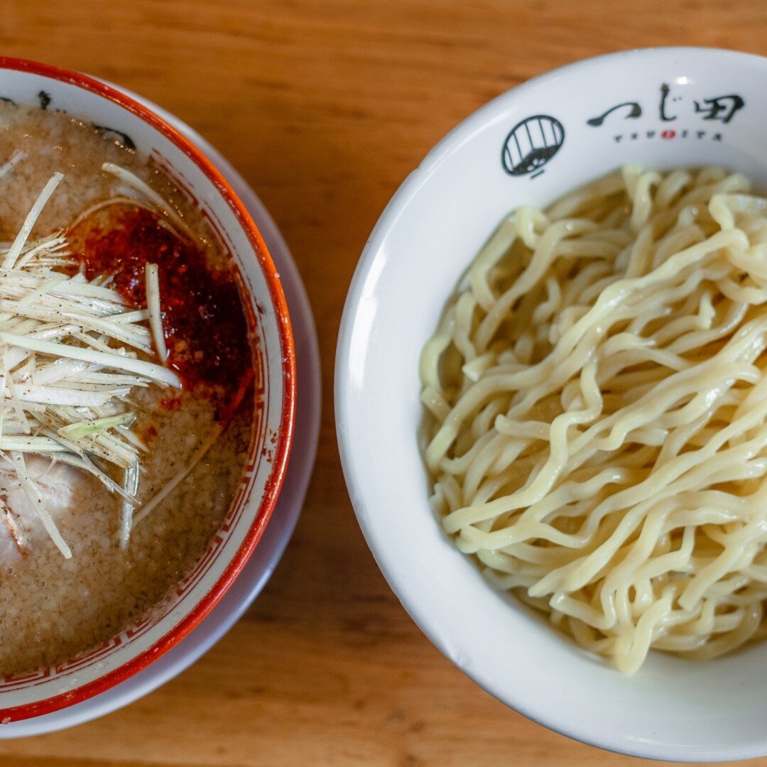 Dip. Dip. Slurp. Repeat.
＊＊
#tsujita #losangeles #tsukemen #ramen #lunch #dinner #everymeal #cheatday #tonkotsu #jiro #goodfood #food #foodiesofinstagram #la #foodie #eating #foodstagram #foodphotography #eeeeeats #f52grams #latimesfood