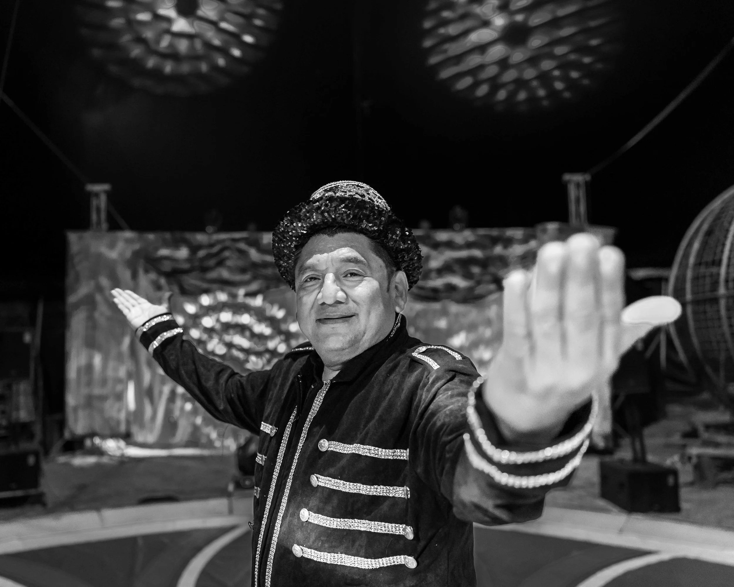 Forever Circus for InvisibleMan.Photography-1.jpg