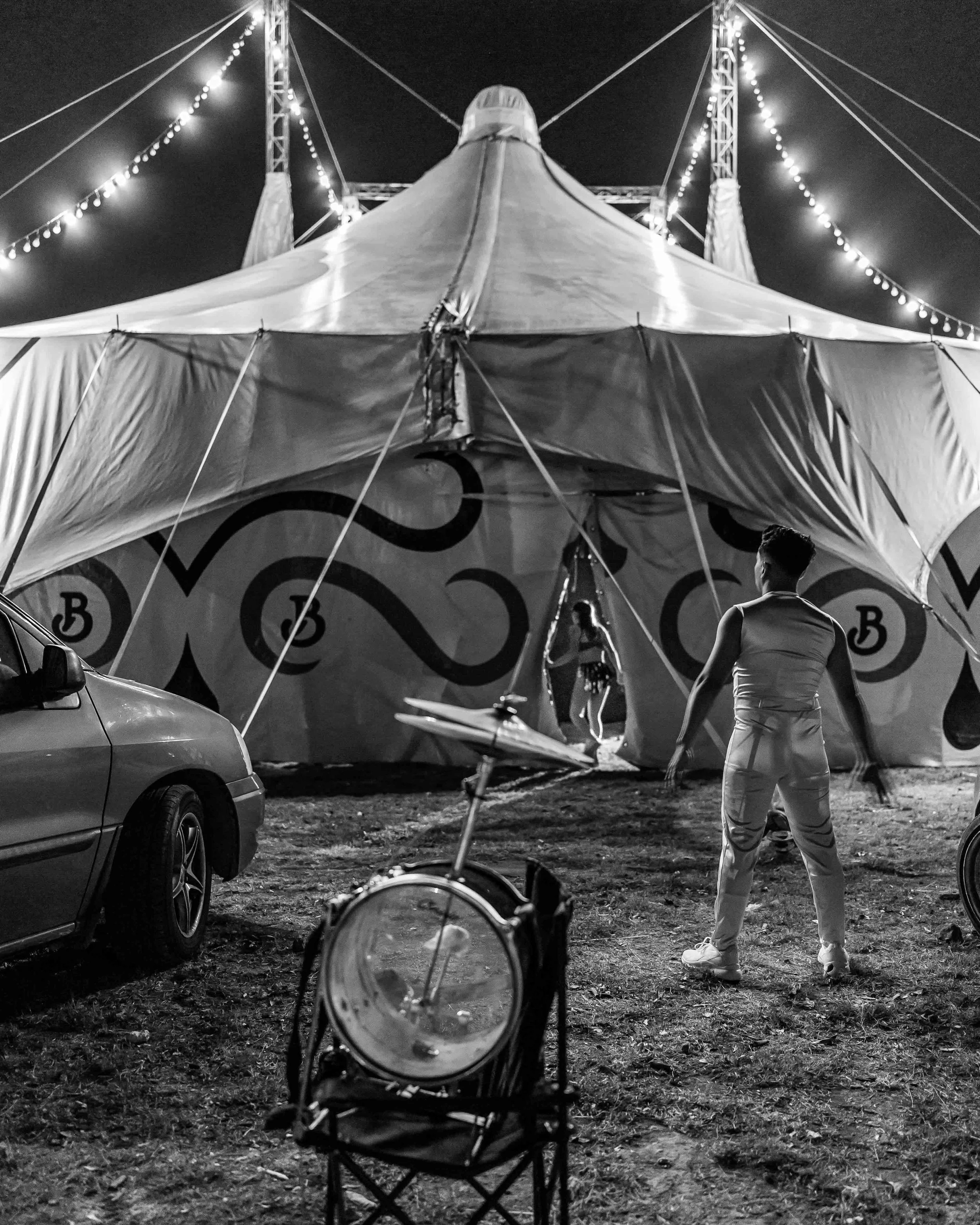 Forever Circus for InvisibleMan.Photography-3.jpg