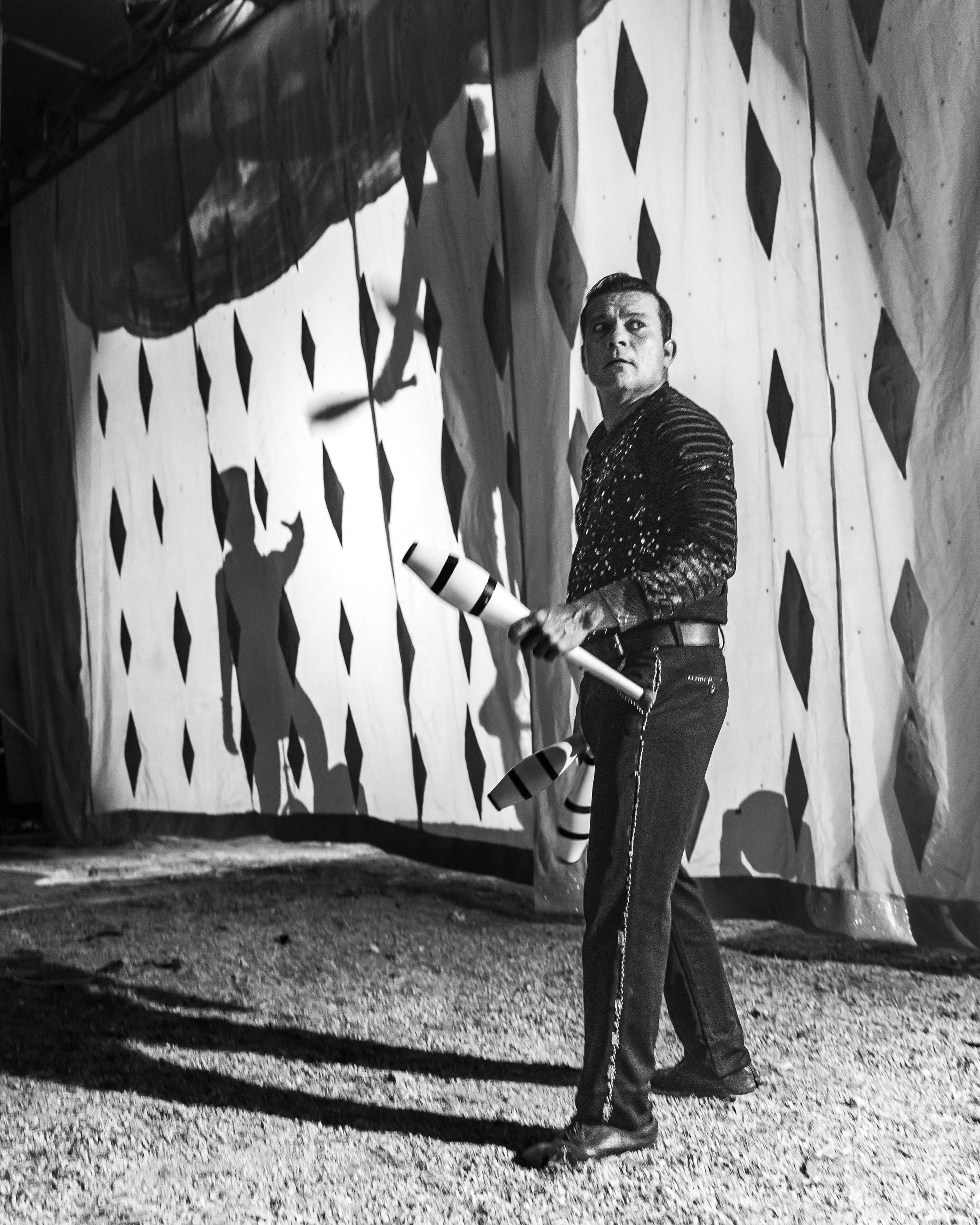Forever Circus for InvisibleMan.Photography-8.jpg
