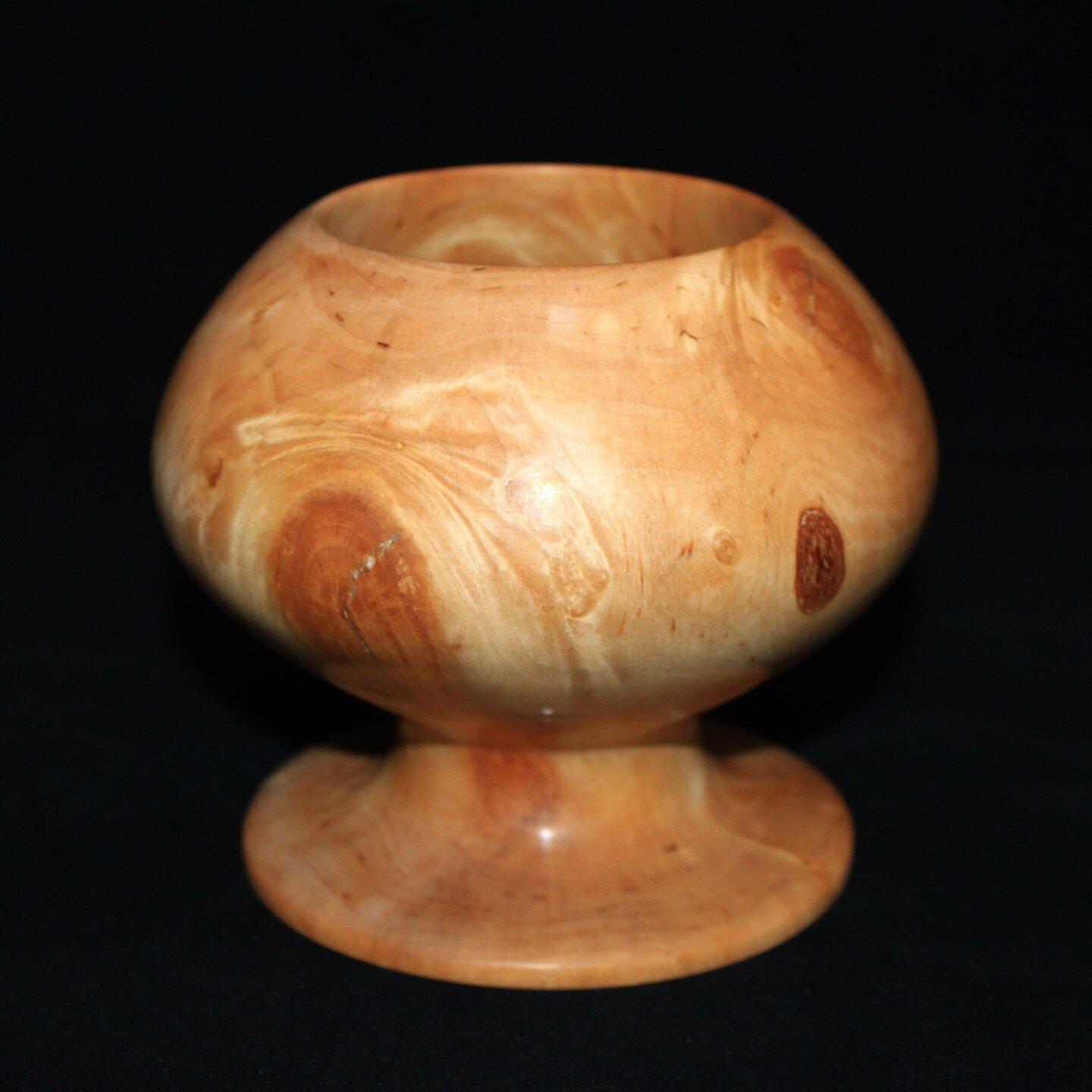 I have a real love for birch... and this lump with all those branches made an awesome little 17cm goblet. #woodturning #naturalwood #madeinscotland