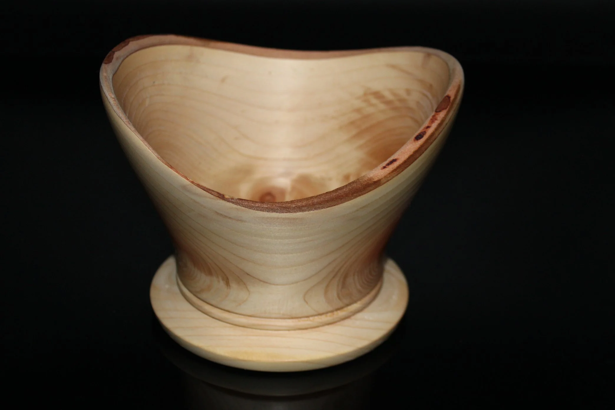Cedar Wavey Pot - Natural Edge