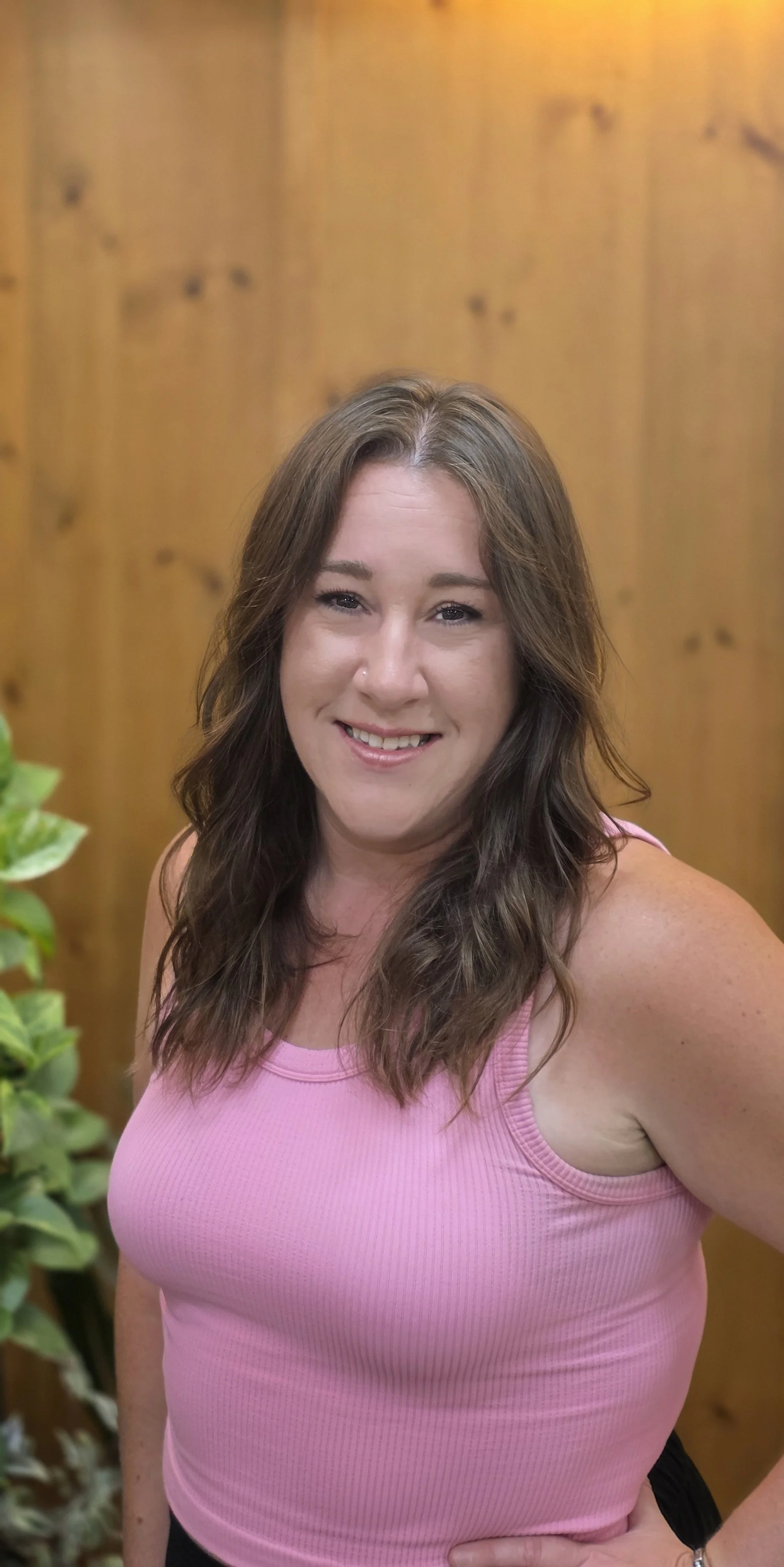 Portrait of Kelsey, stylist at Purple Salt Salon & Spa in Vermont