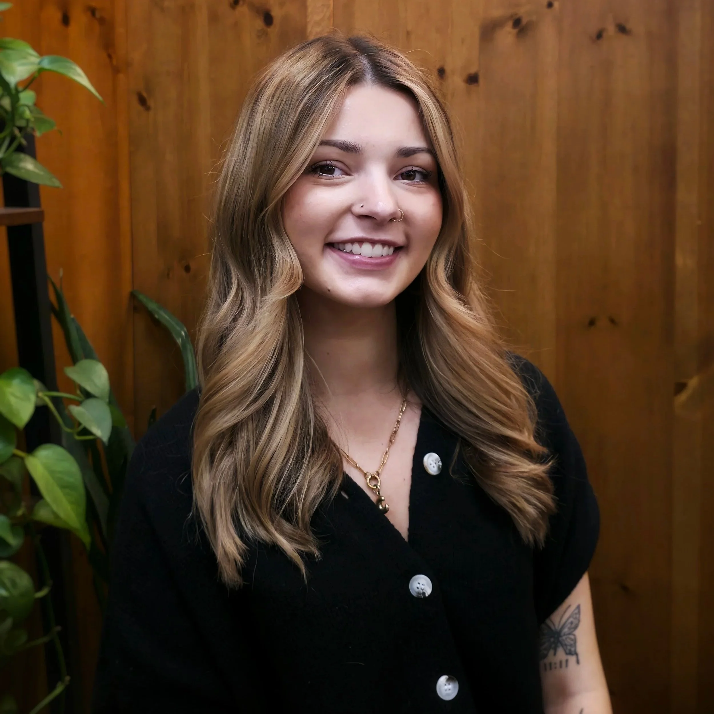 Portrait of Courtney, stylist at Purple Salt Salon & Spa in Vermont
