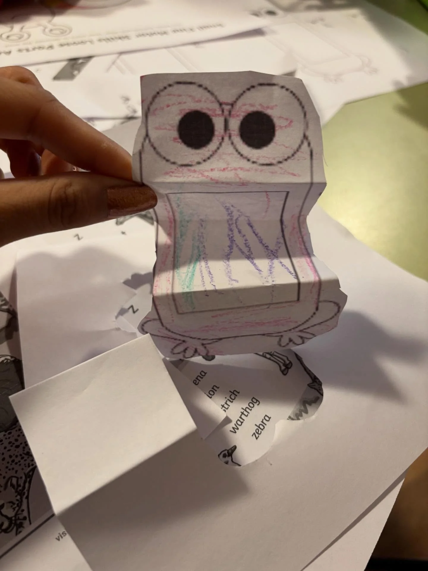⭐️This morning at St Marks breakfast club⭐️
 We&rsquo;ve been making folding frogs!