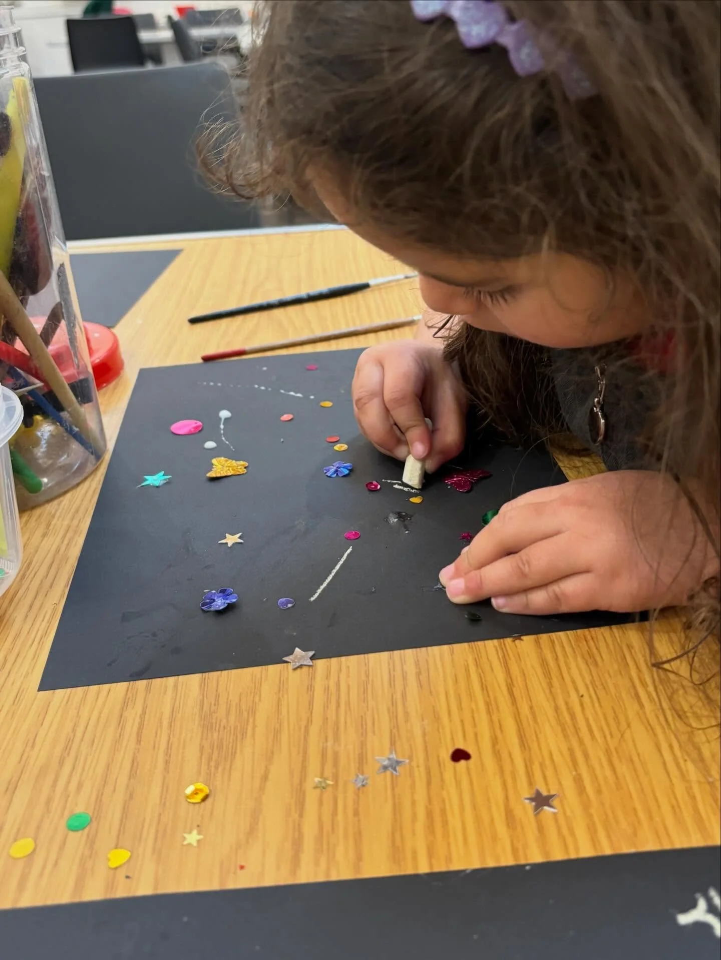 ⭐️Today at tea club at St Philip&rsquo;s⭐️
We have been using sequins and chalk to create wonderful constellations!🌌