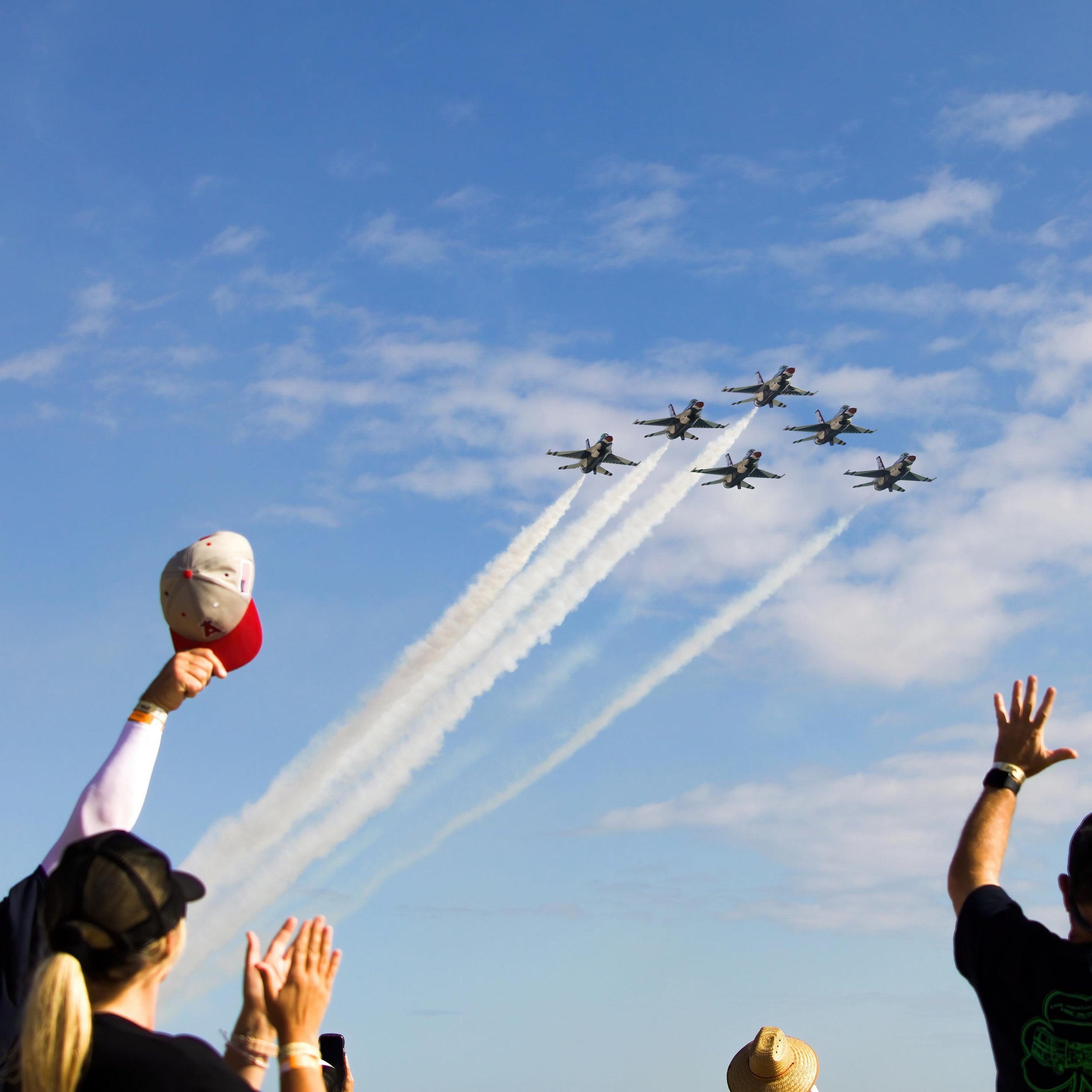 We can&rsquo;t wait to feel the thrill of the Pacific Air Show in Huntington Beach this October 4 - 6 ✈️ Get ready for high-flying stunts, jaw-dropping aerobatics, and a day full of sun, sand, and sky-high excitement. 🌞🌊 Who&rsquo;s joining us for 