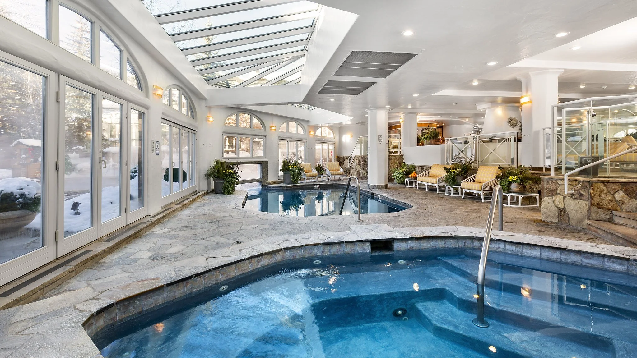 IndoorPool.jpg