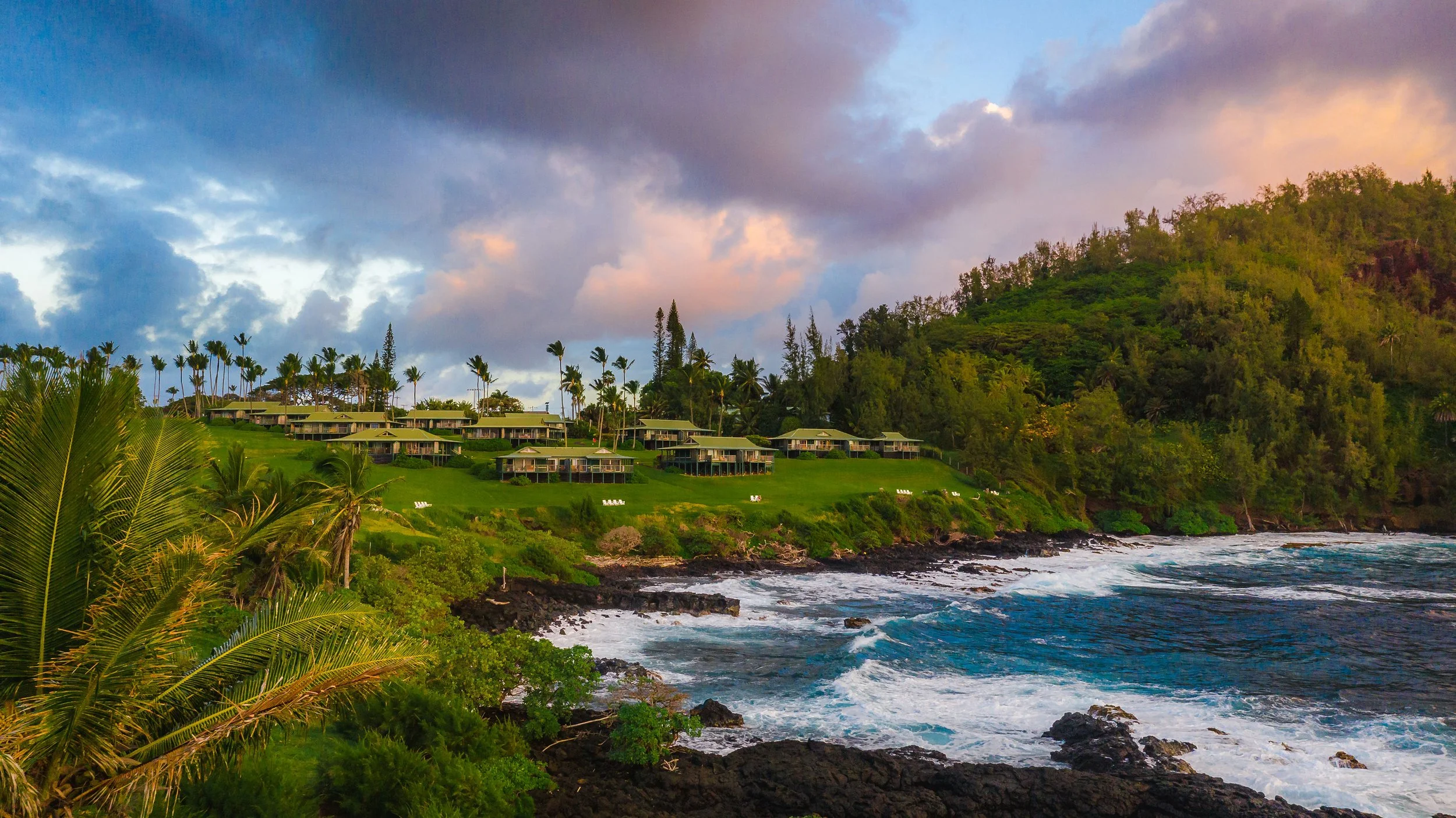 Hana-Maui Resort BUNGALOWS BY THE SEA.jpg