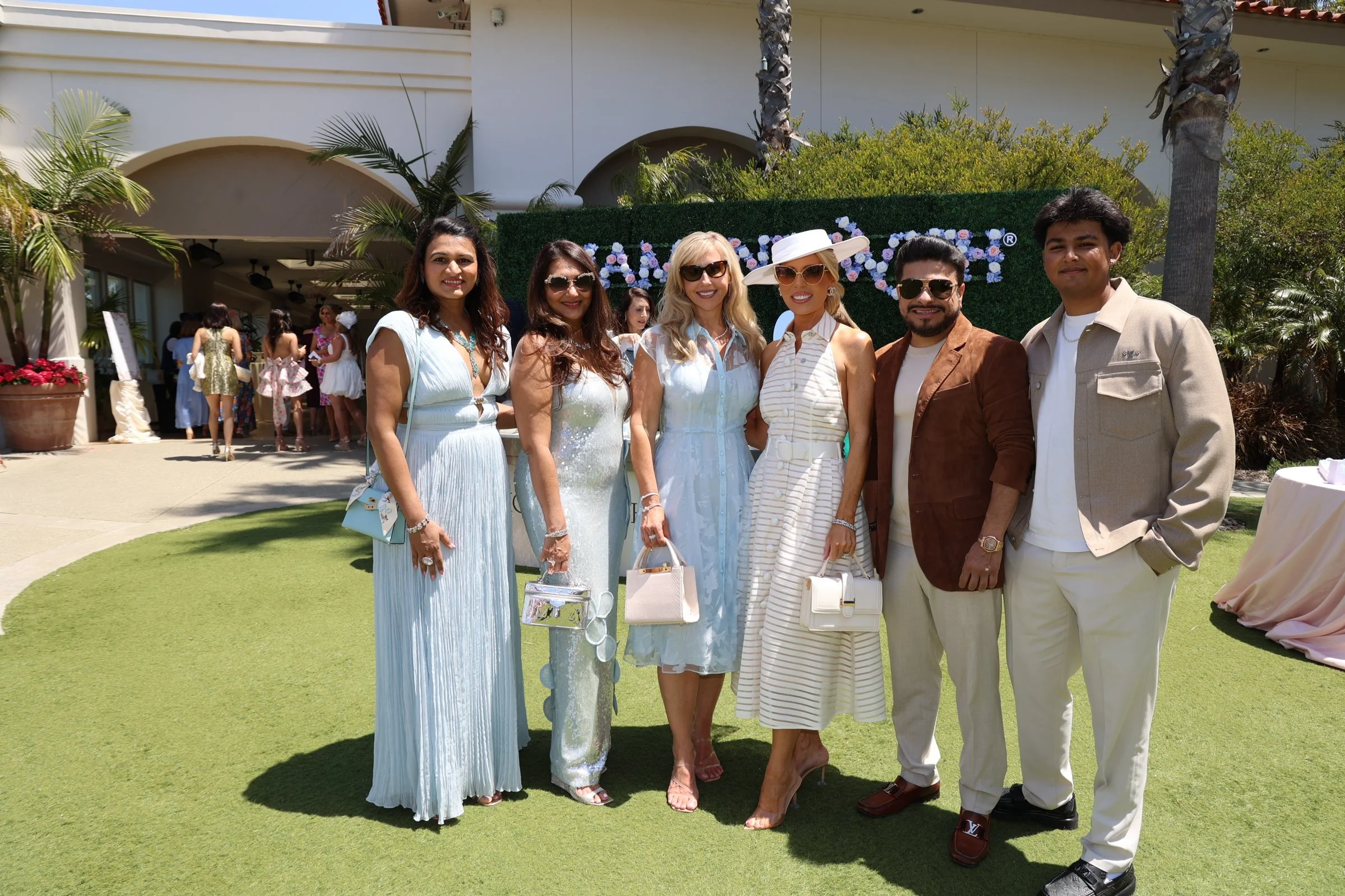 (LEFT TO RIGHT)_ Nehal Zaveri, Harshi Zaveri, Autumn Strier, Gretchen Rossi, Ujay Zaveri, Ishaan Zaveri.JPG