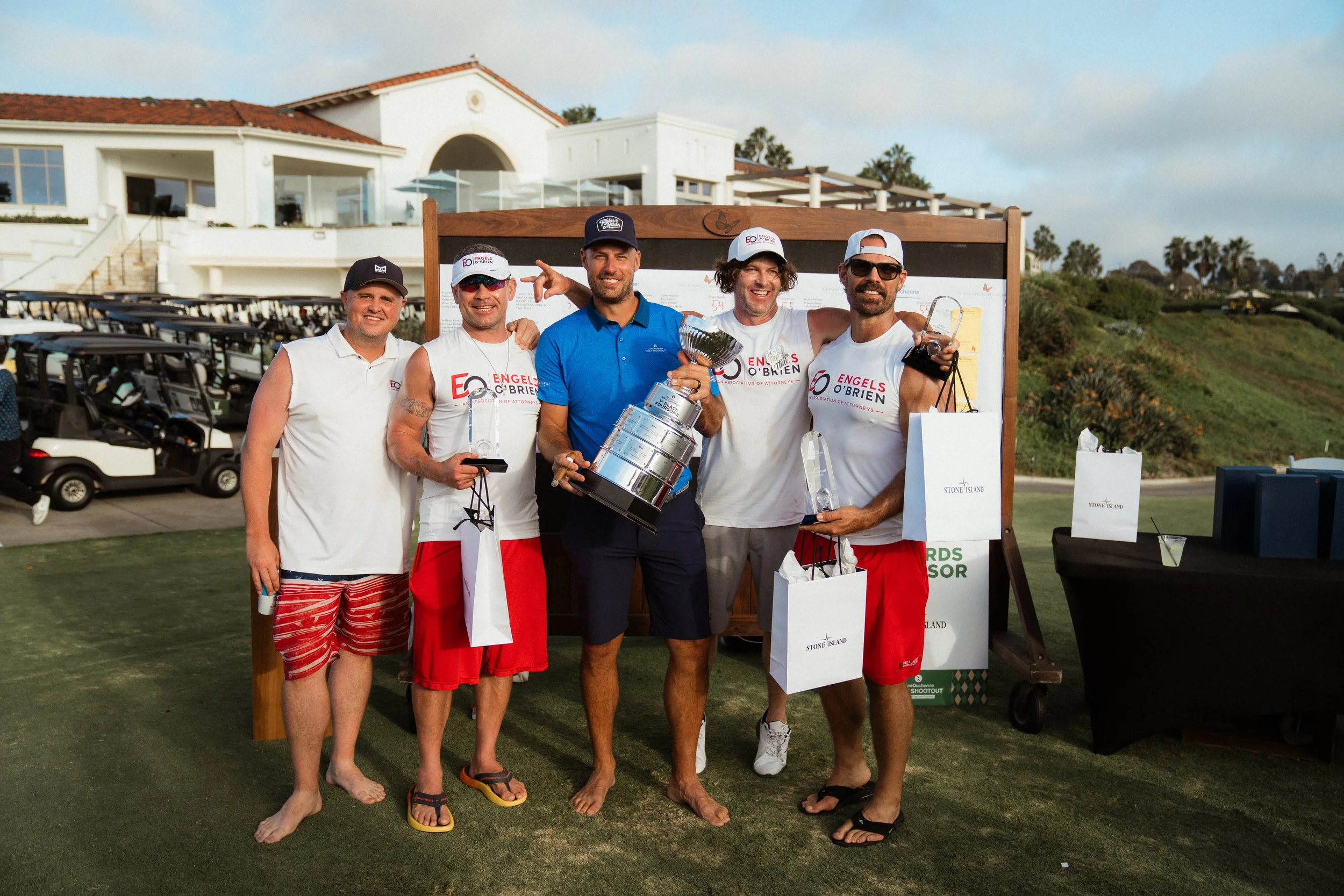 Ryan Getzlaf with the winning foursome from Engels O'Brien.jpg