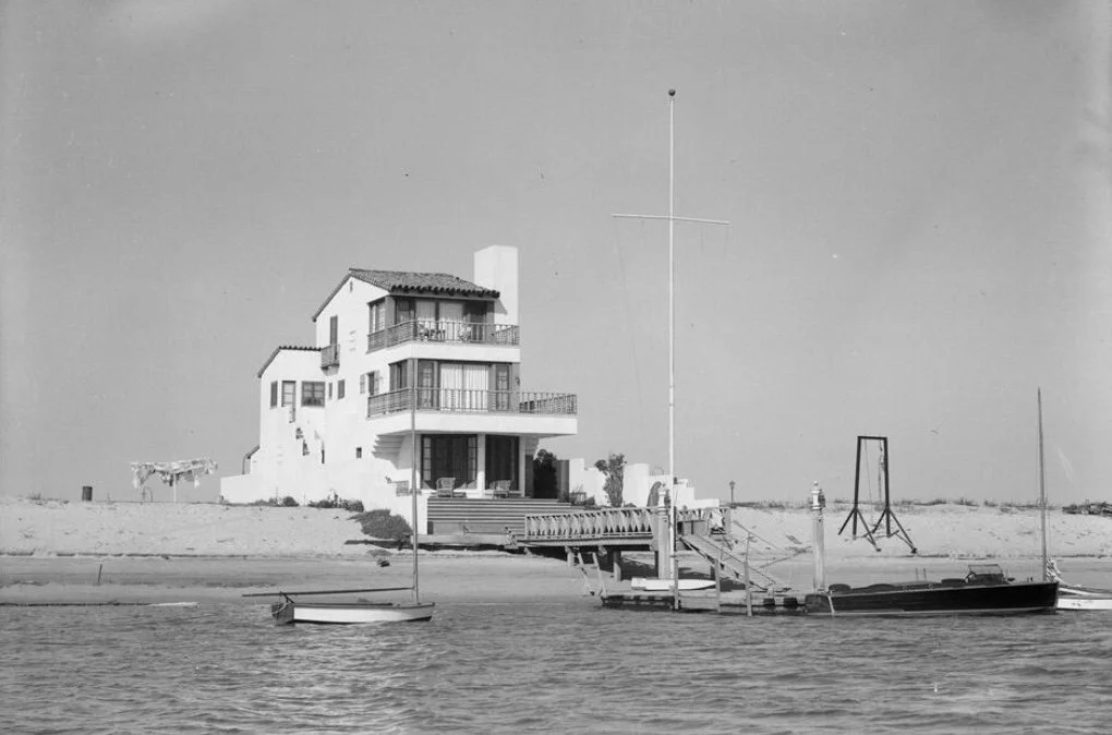 Lido Isle home 1.jpg