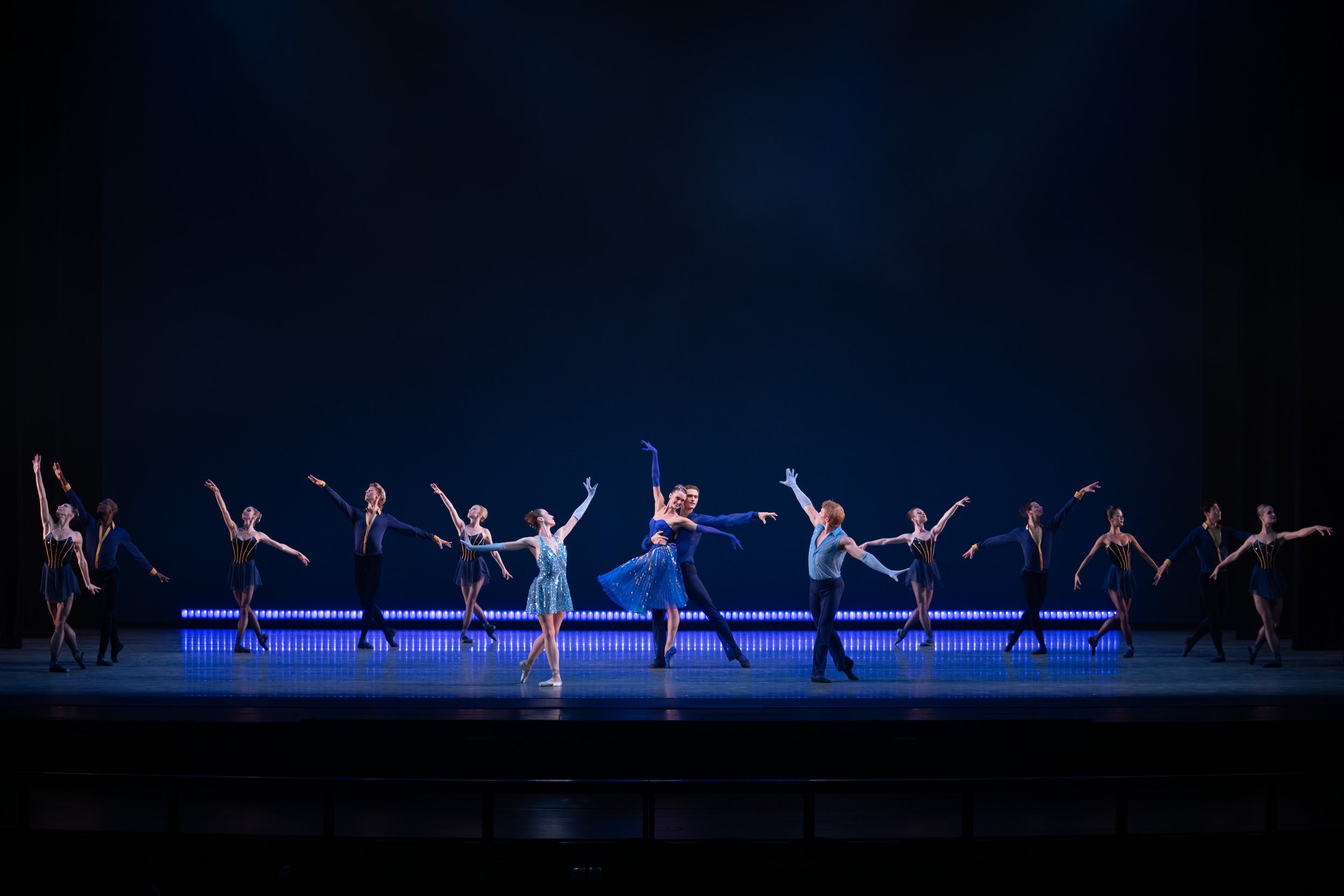 Grand-Glittering-Gershwin_Miami-City-Ballet_Choreography-Durante-Verzola_Costume-Design-MARK-ERIC_Photo-REN-Media_1.jpg