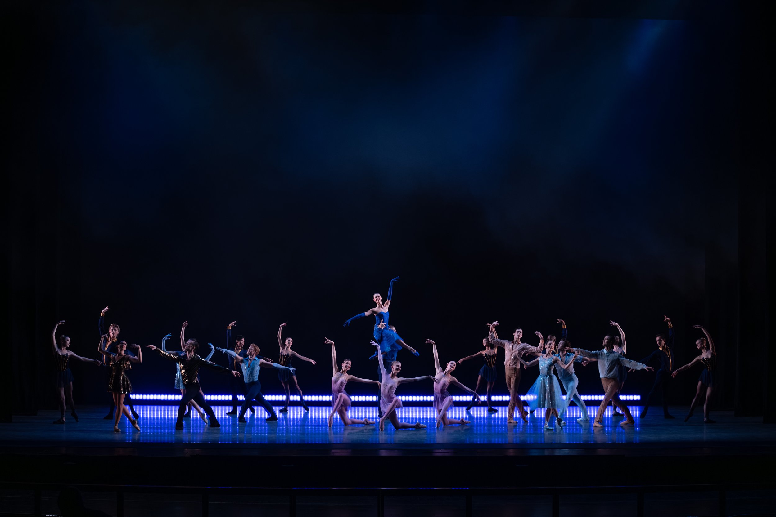 Grand-Glittering-Gershwin_Miami-City-Ballet_Choreography-Durante-Verzola_Costume-Design-MARK-ERIC_Photo-REN-Media_5.jpg