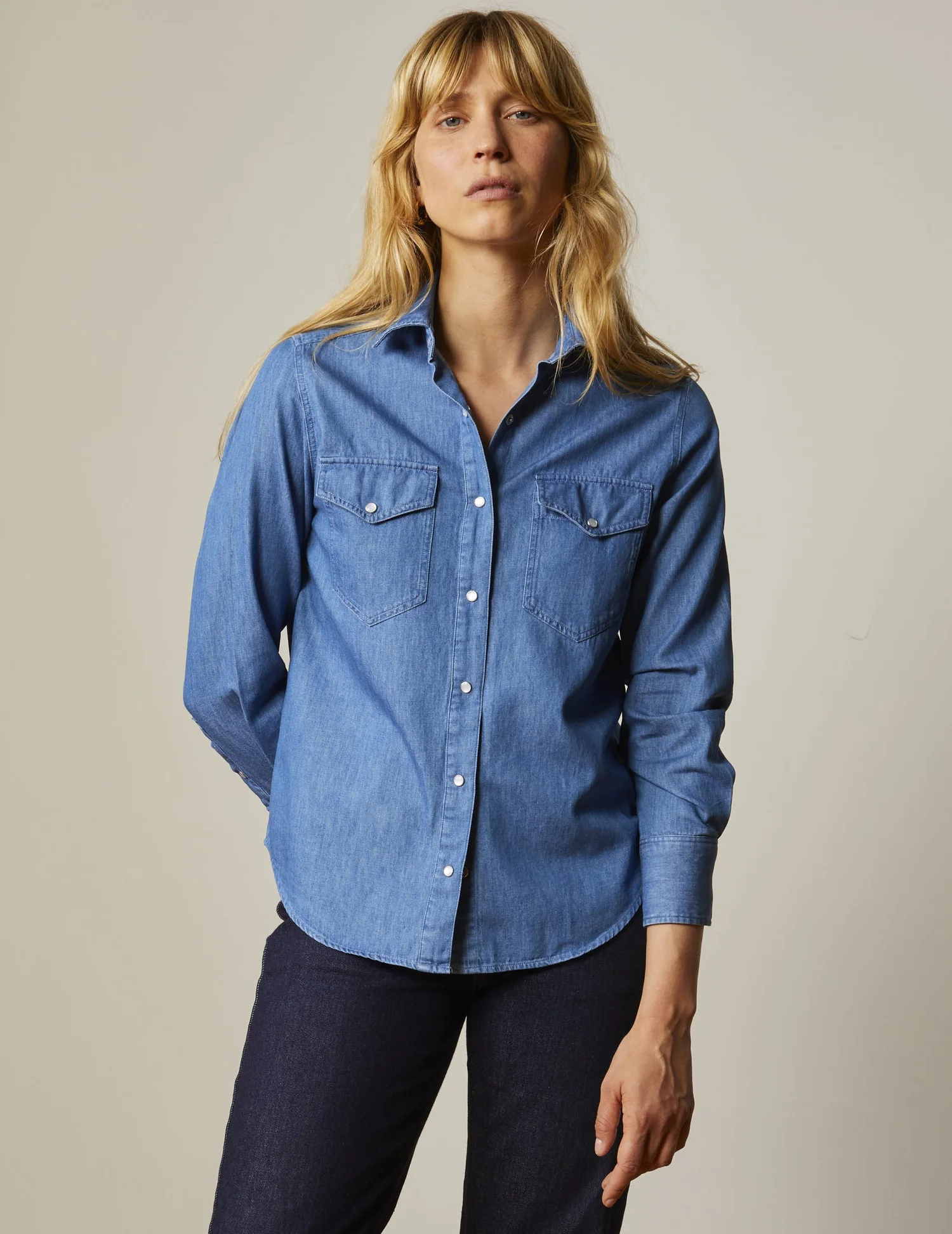 Chemise au design réfléchi main image 1