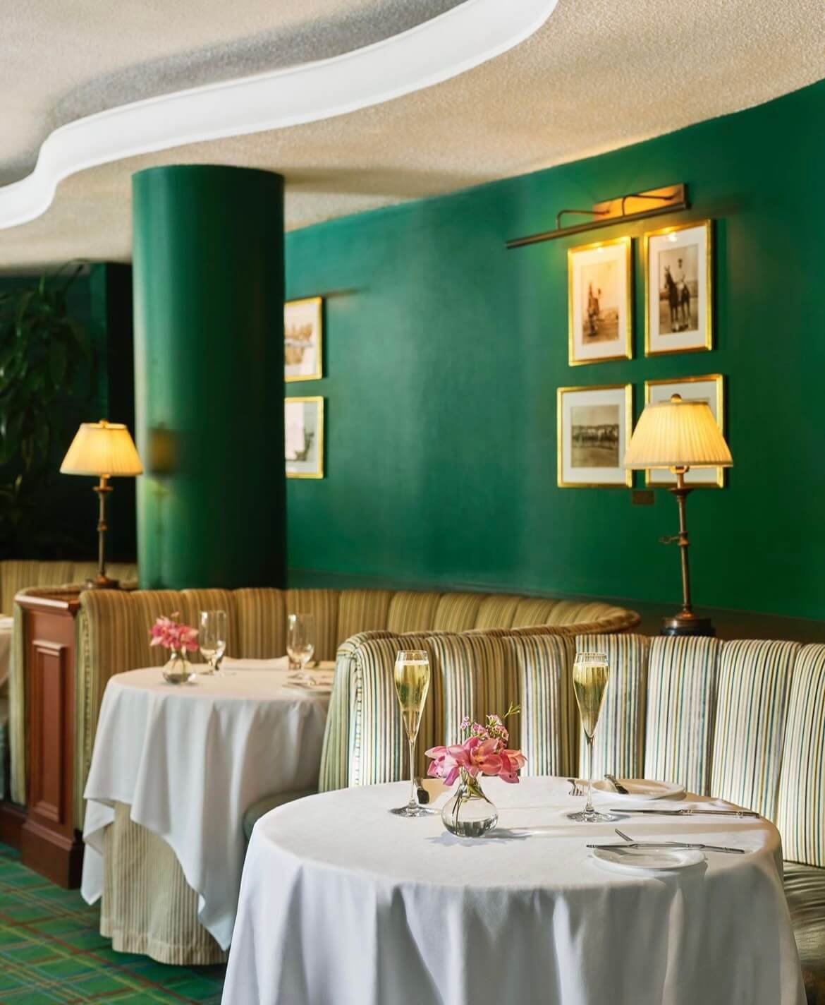 PoloLounge2-Restaurant-Bar-BeverlyHills-California-Opulist.jpg