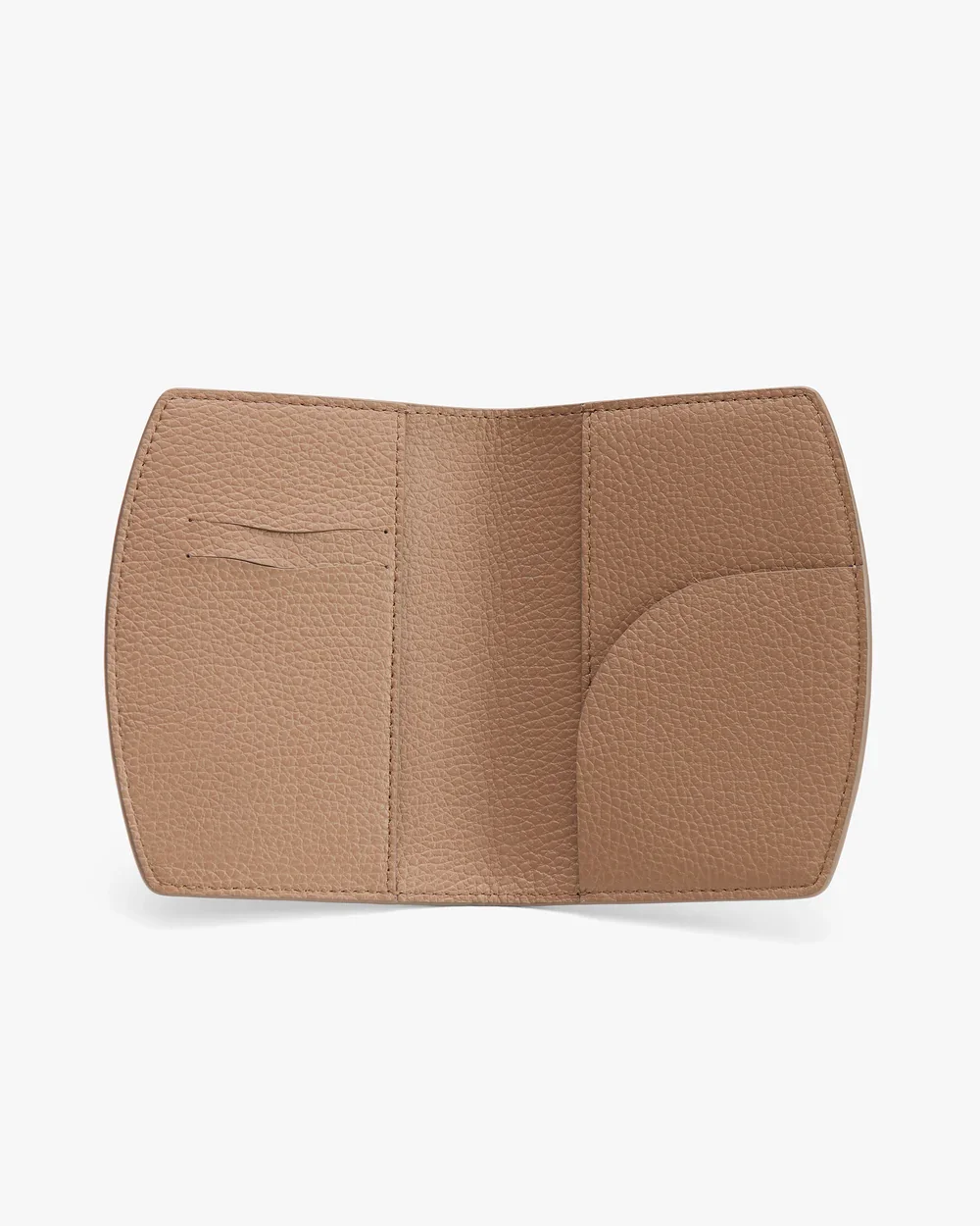 cuyana passport case opulist gift guide.webp