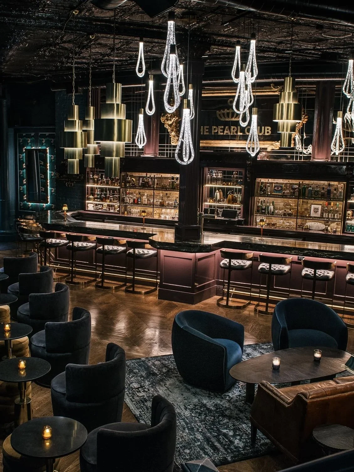 ThePearlClub-Bar-Chicago-Illinois 8.jpg