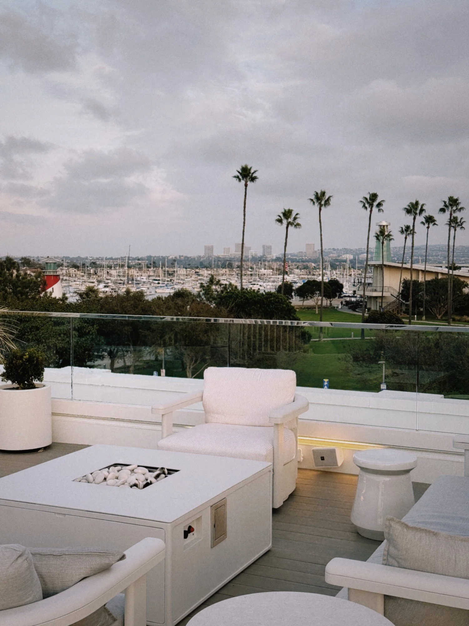 BayShoresPeninsulaHotel-NewportBeach-California-Opulist16.JPG