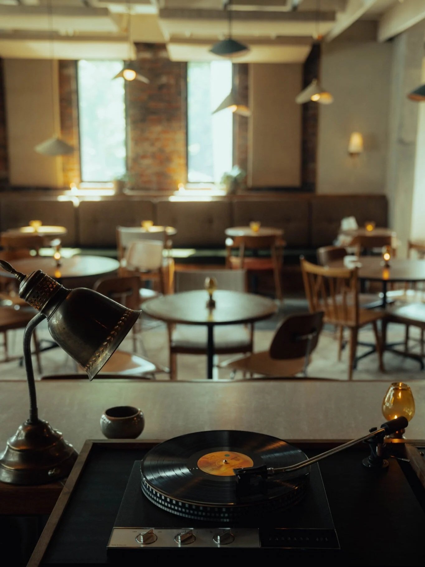 XOhifi-ListeningBar-KansasCity-Missouri+5.jpg