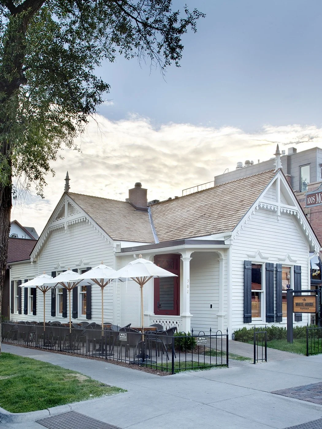 TheWhiteHouseTavern-Restaurant-Bar-Aspen-Colorado 5.jpg