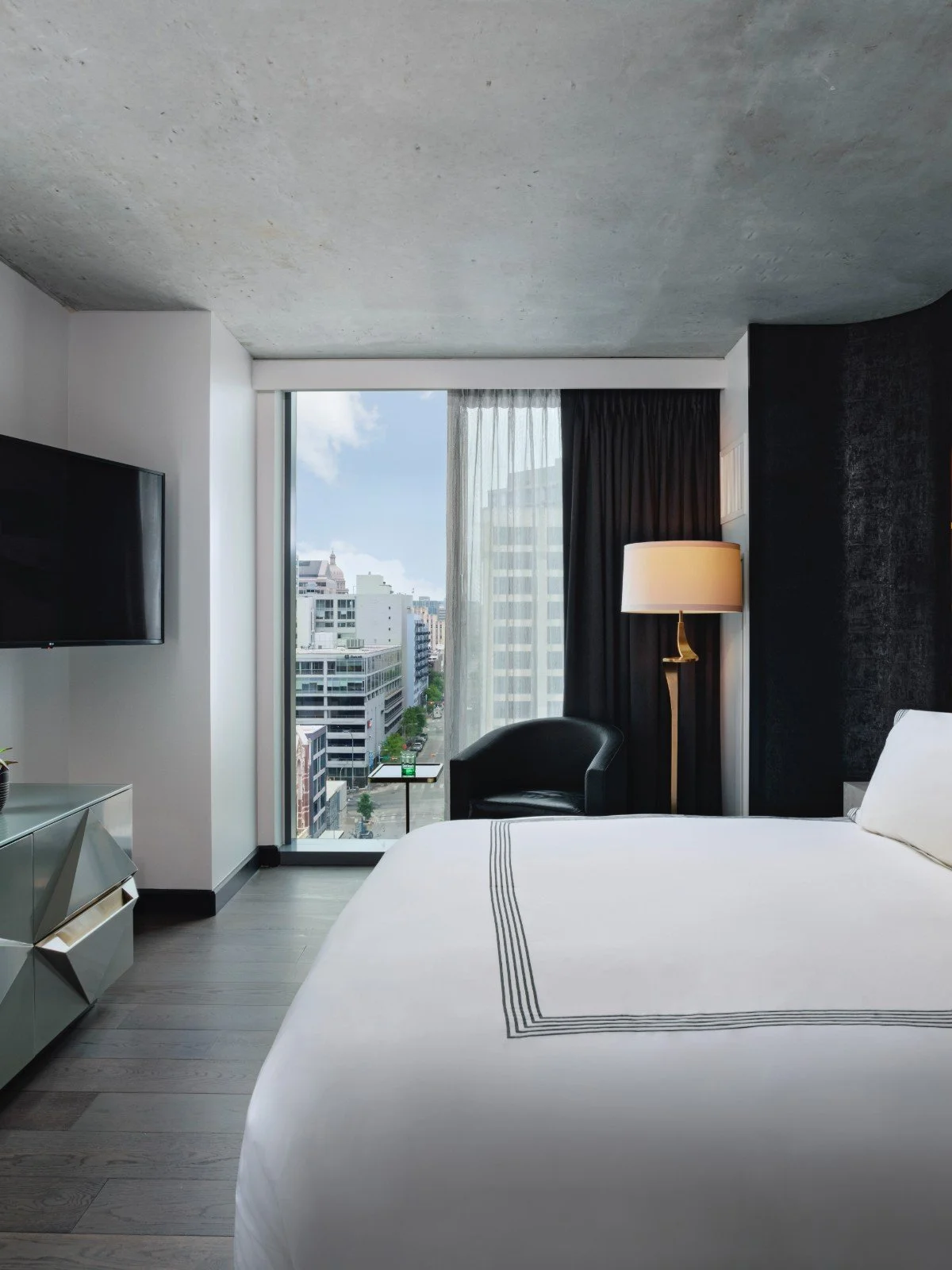 ThompsonAustin-Hotel-Austin-Texas 1.jpg