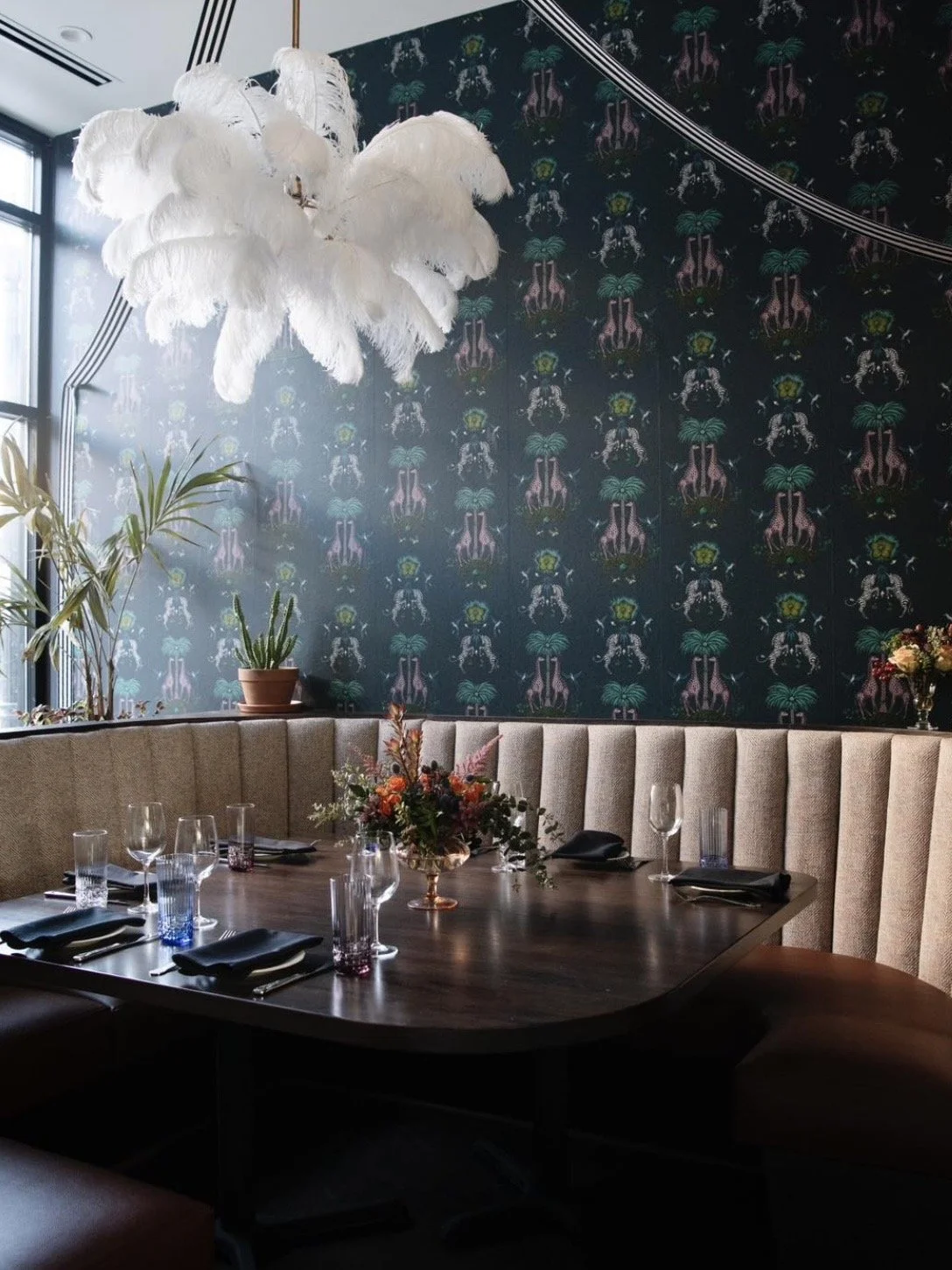 Mr.Paul'sSupperClub-Restaurant-Bar-Minneapolis-Minnesota 5.jpg