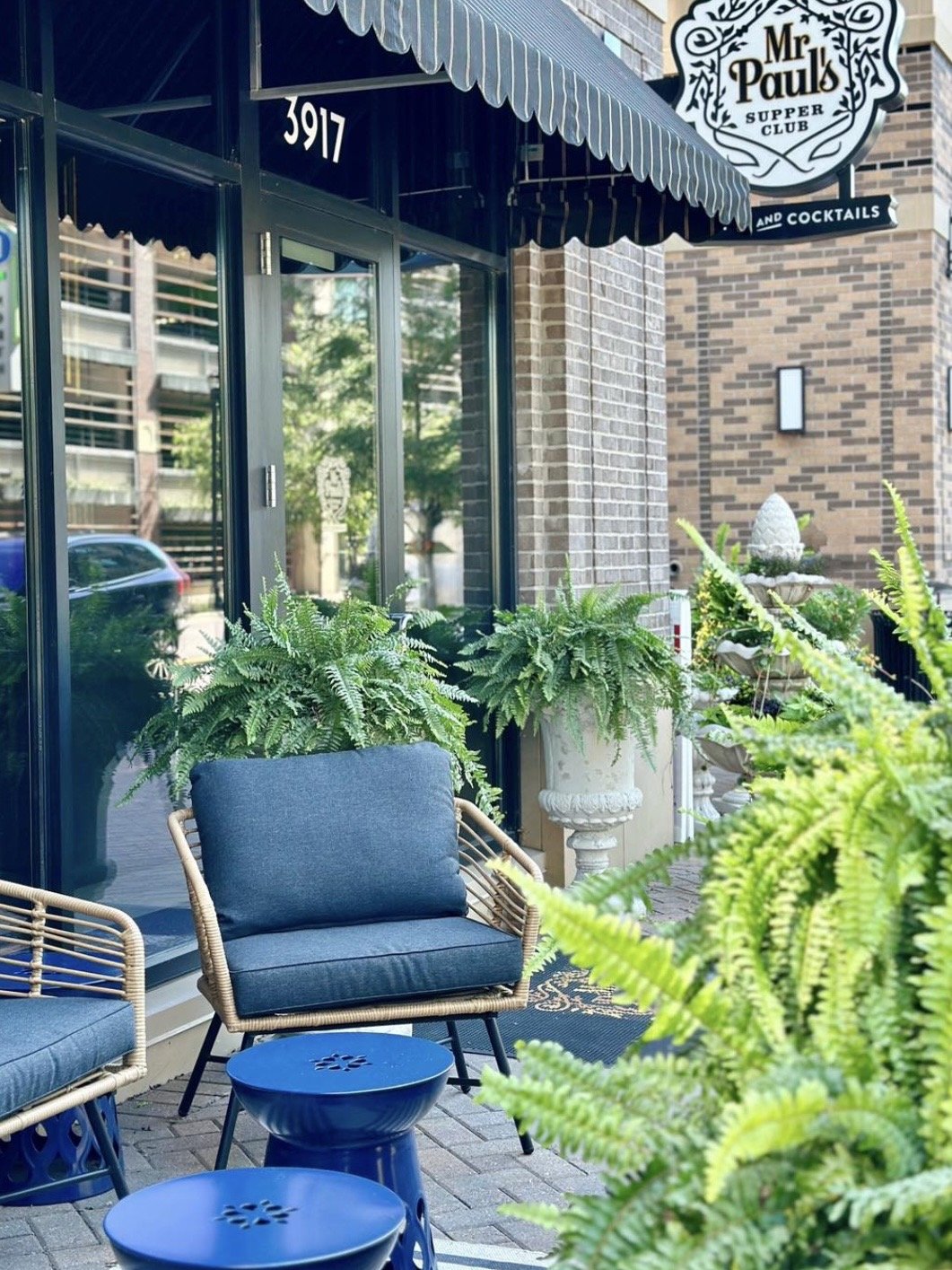 Mr.Paul'sSupperClub-Restaurant-Bar-Minneapolis-Minnesota 7.jpg