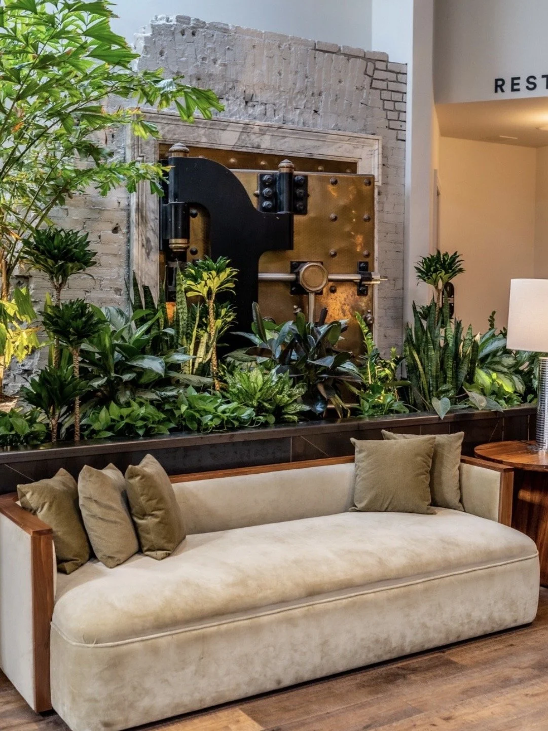 HotelEmery-Hotel-Minneapolis-Minnesota 5.jpg