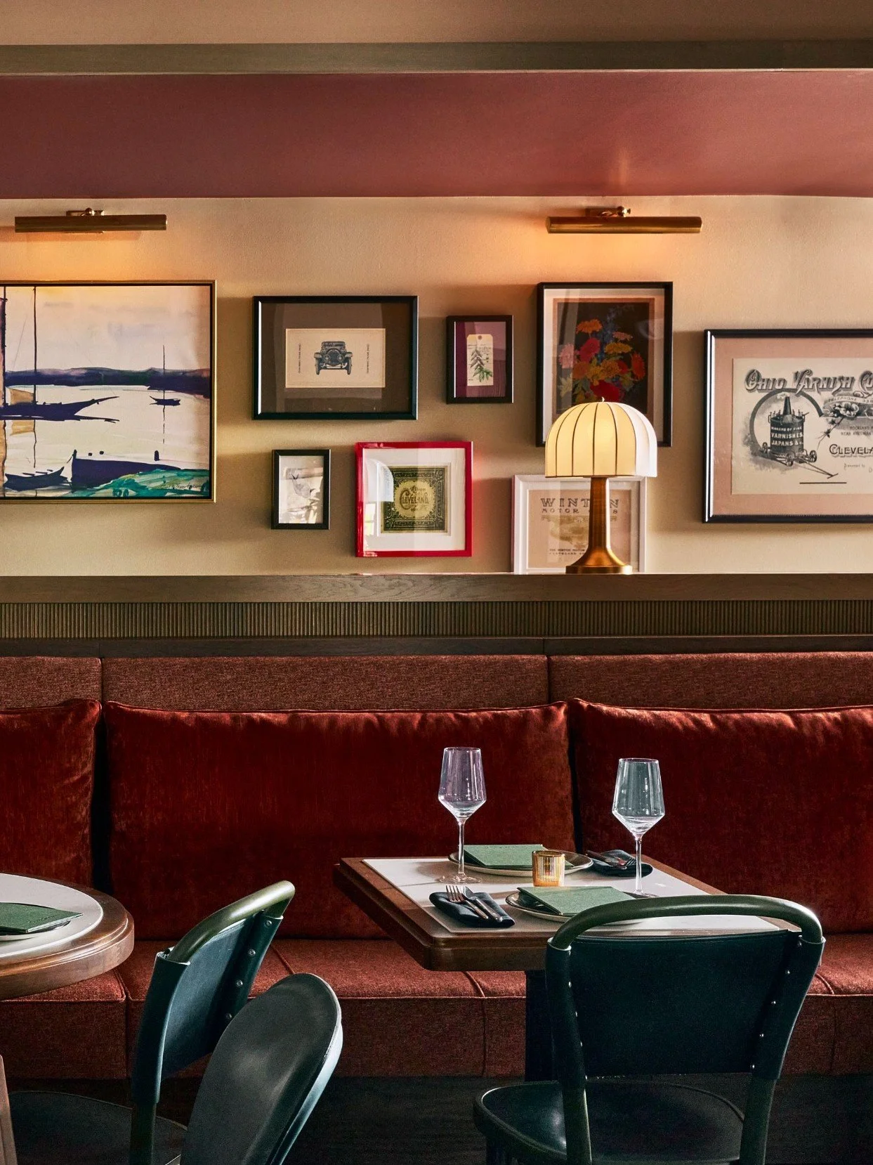 ClubRoom-FidelityHotel-Restaurant-Bar-Cleveland-Ohio 5.jpg