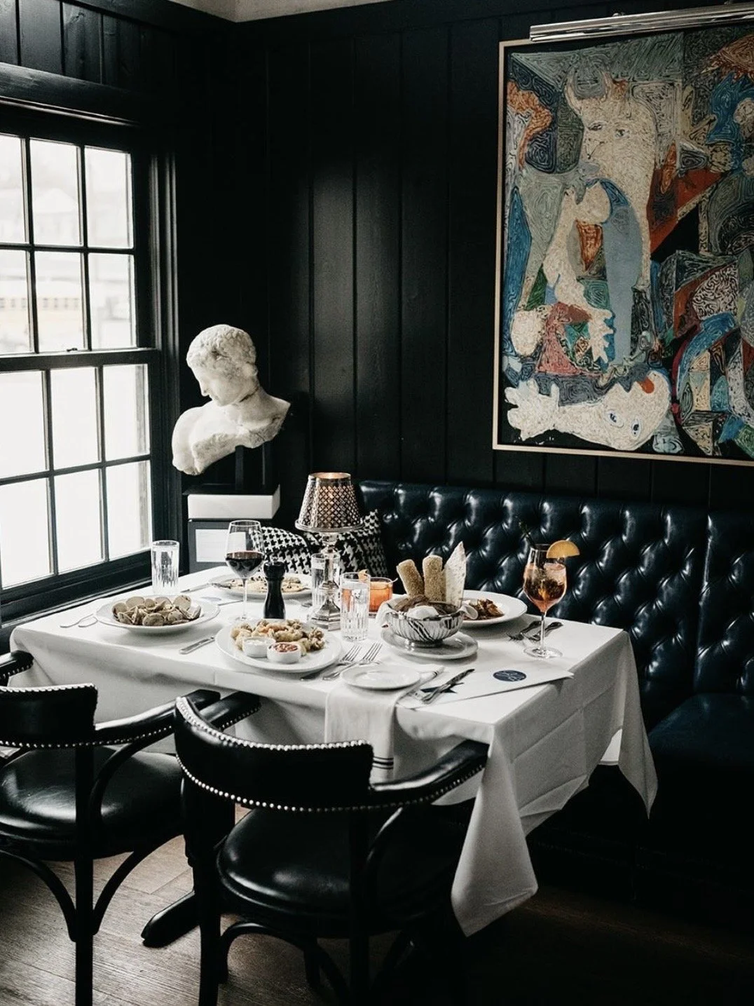 Jojo'sBar-Restaurant-Bar-ChagrinFalls-Ohio 3.jpg