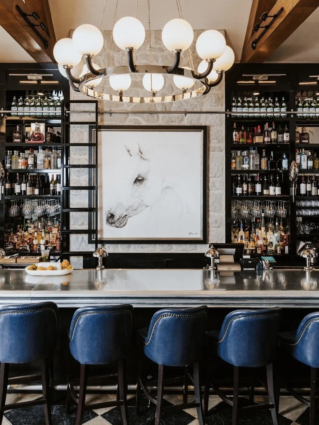 Jojo'sBar-Restaurant-Bar-ChagrinFalls-Ohio 4.jpg