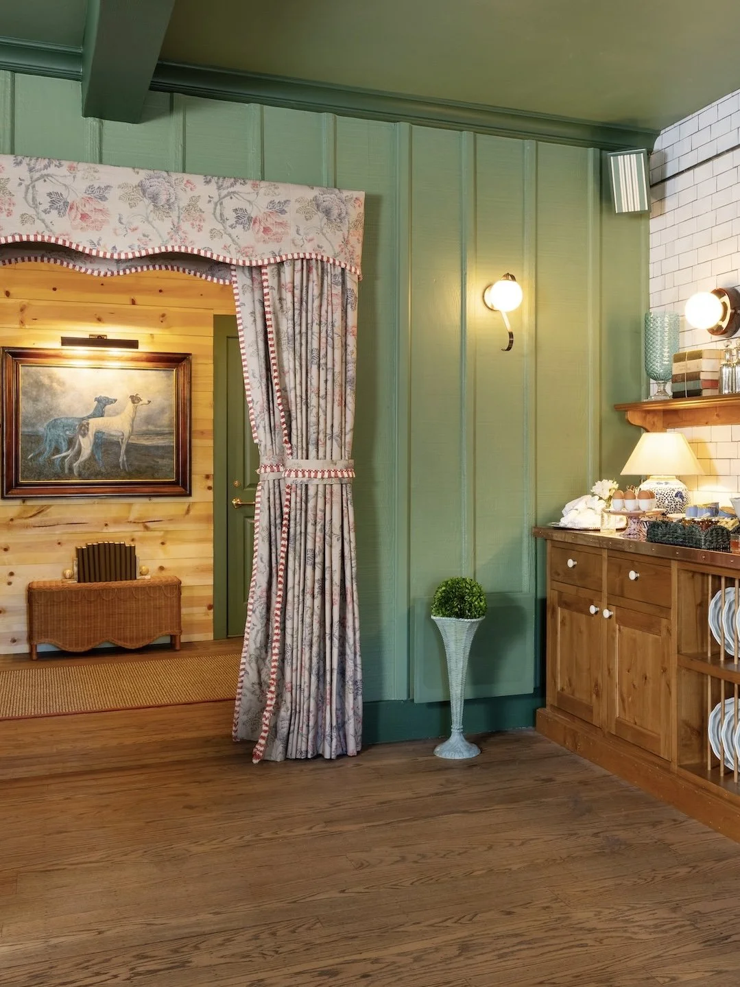 LePetitPaliStHelena-Hotel-St.Helena-California 1.jpg