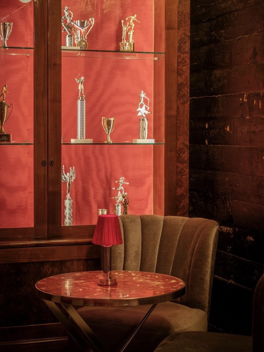 SilverLyan-Riggs-Bar-WashingtonD.C. 1.jpg