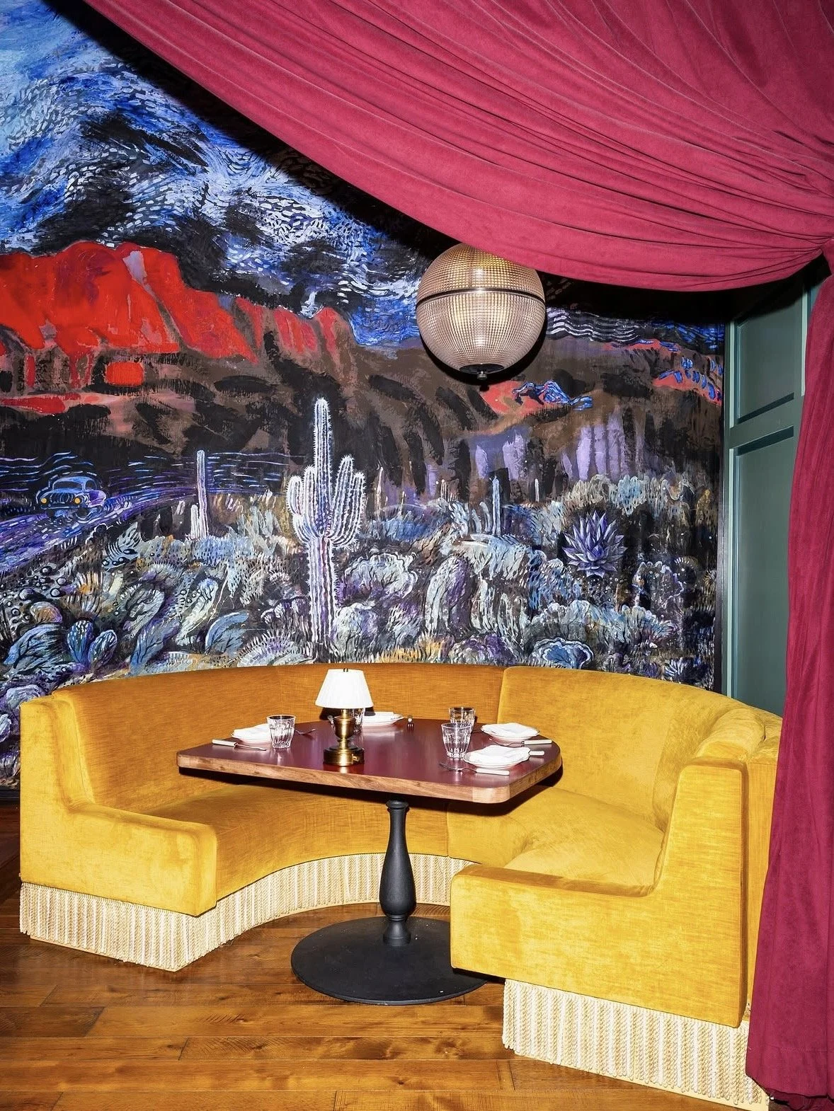 ElPresidente-Restaurant-Bar-WashingtonD.C. 1.jpg