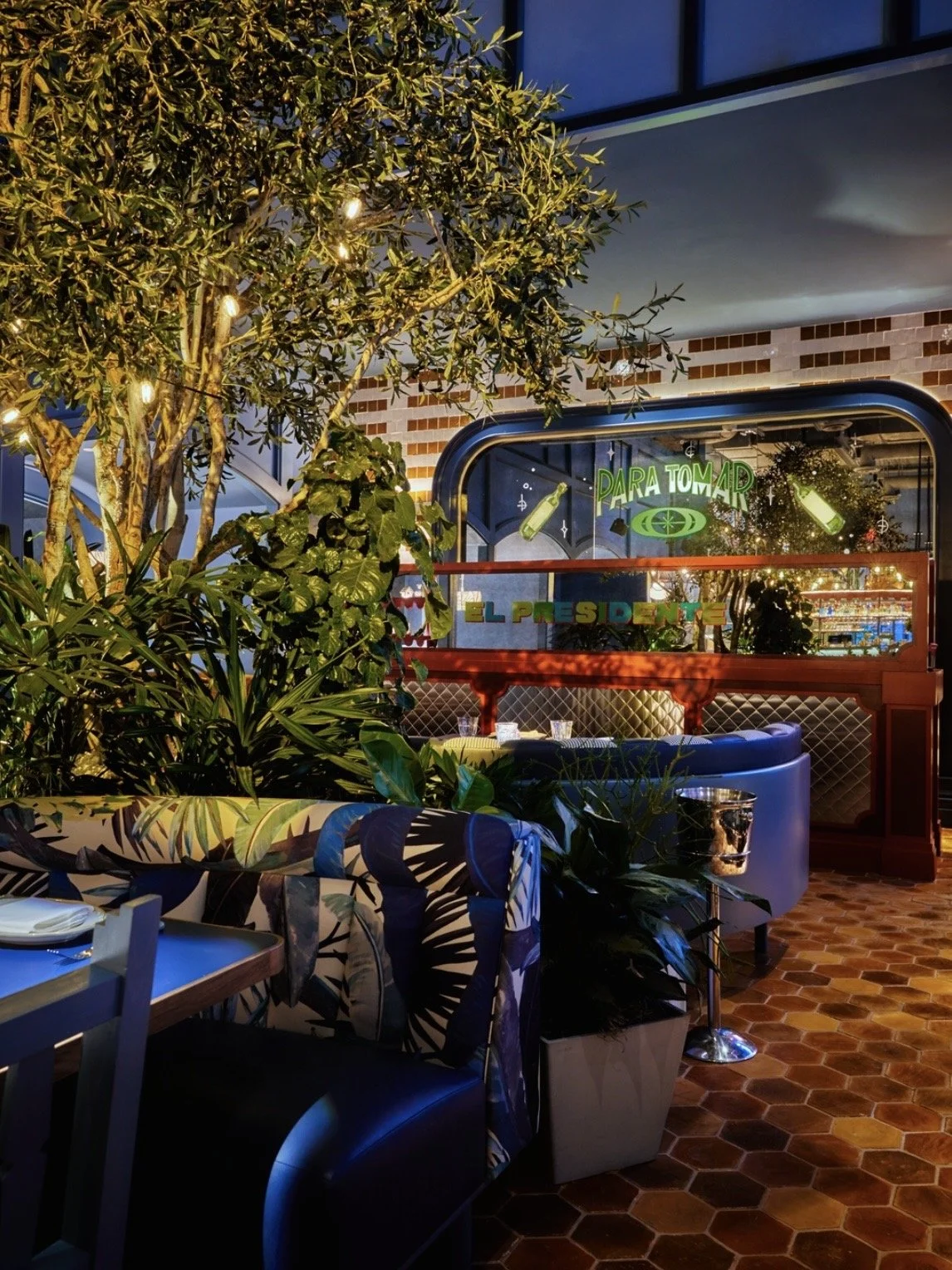 ElPresidente-Restaurant-Bar-WashingtonD.C. 5.jpg