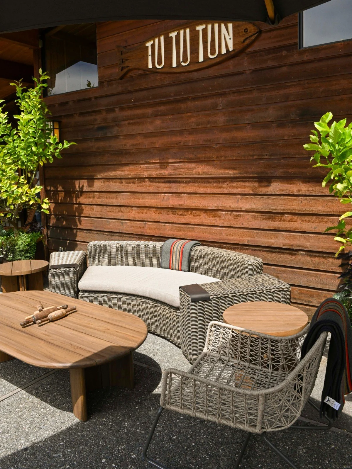 TuTuTunLodge-Hotel-GoldBeach-Oregon 4.jpg